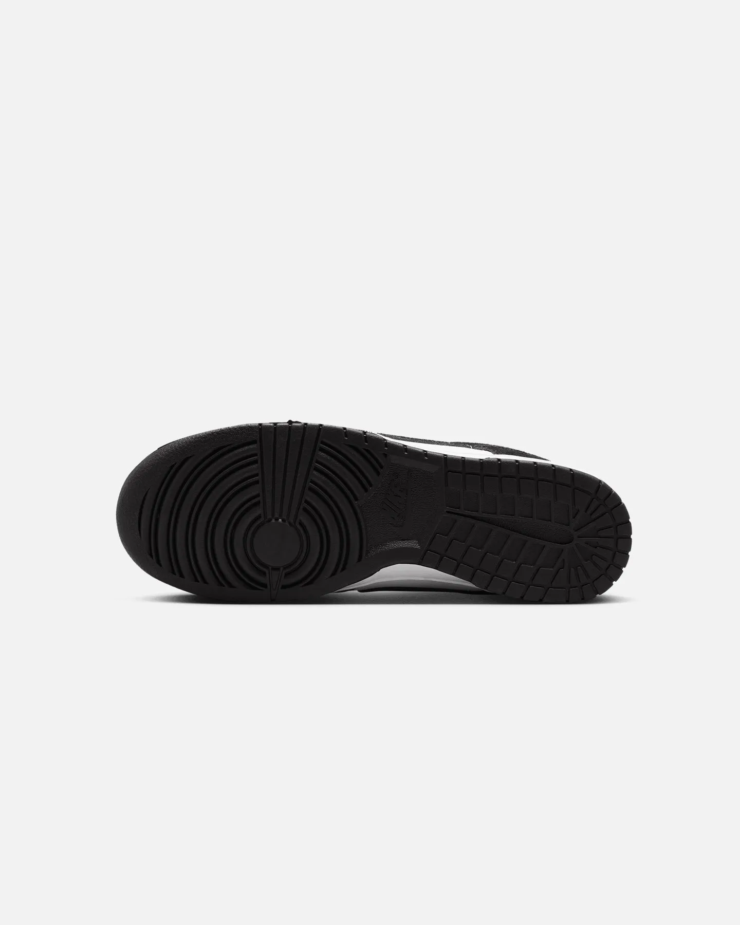 Nike Dunk Low Retro SE "Panda Suede" White/Black Power Grip
