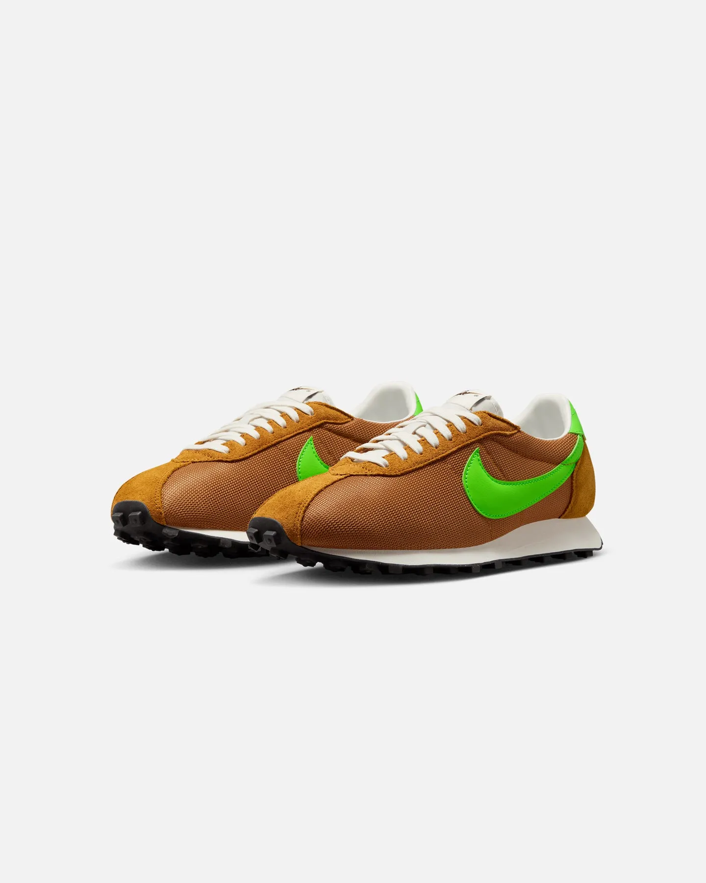 Ventilation holes Greek Ease Nike LD-1000 Desert Ochre/Black