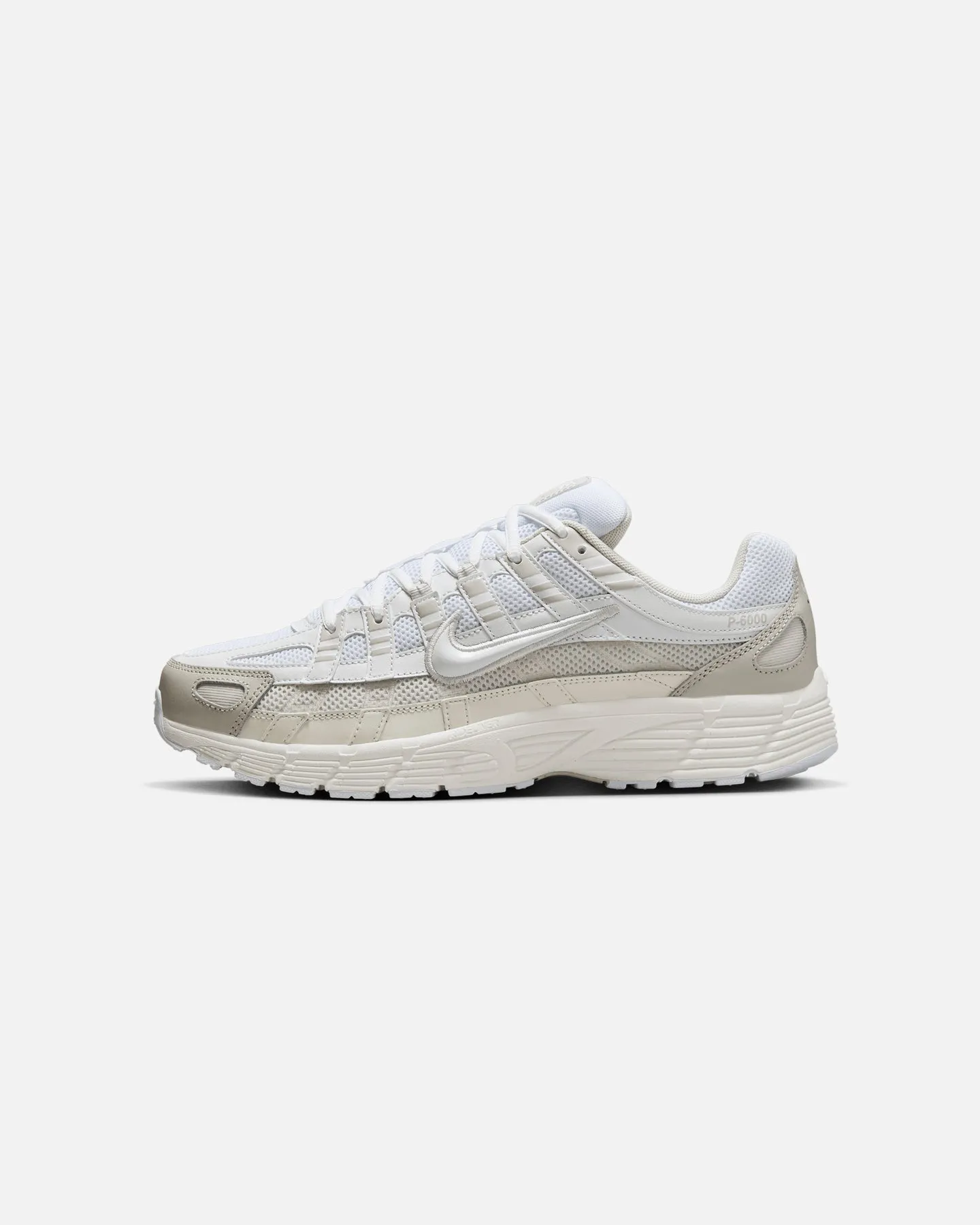 Lace Up Comfort Padding Nike P-6000 White