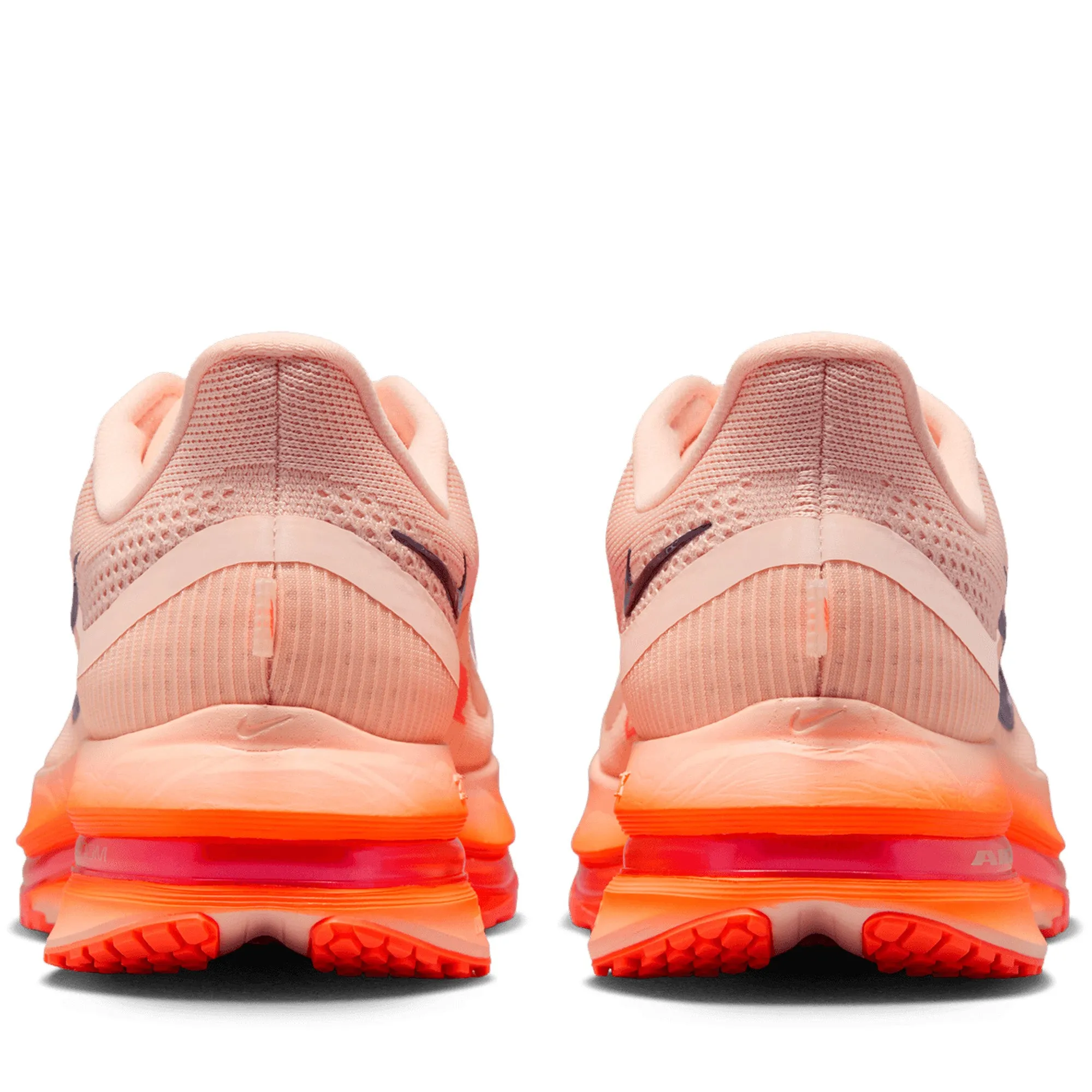 Nike Pegasus Premium - Washed Coral/Gridiron Quick Dry Technology Thermal Bonded Seams