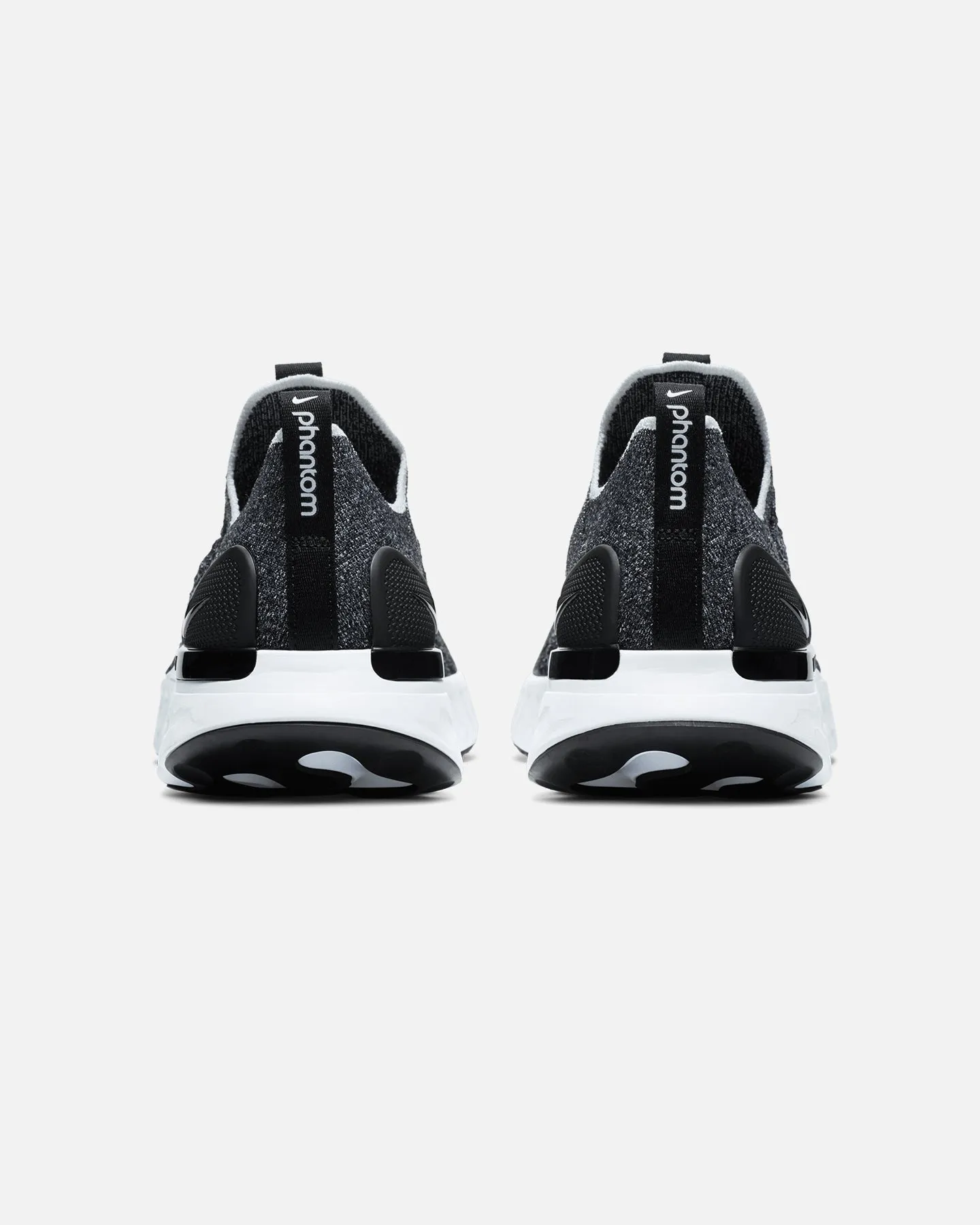 Nike React Phantom Run FlyKnit 2 Black/White Cool Tone Viral Pop