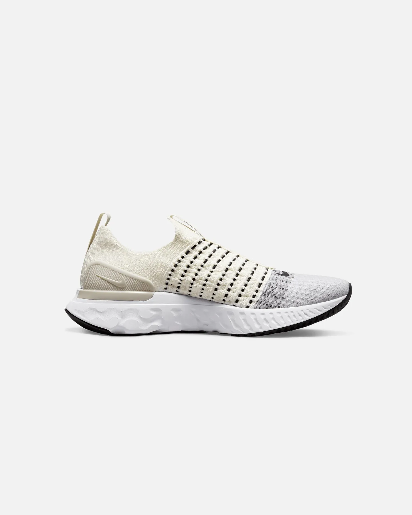 Nike React Phantom Run FlyKnit 2 Sail/Black Comfort Shank