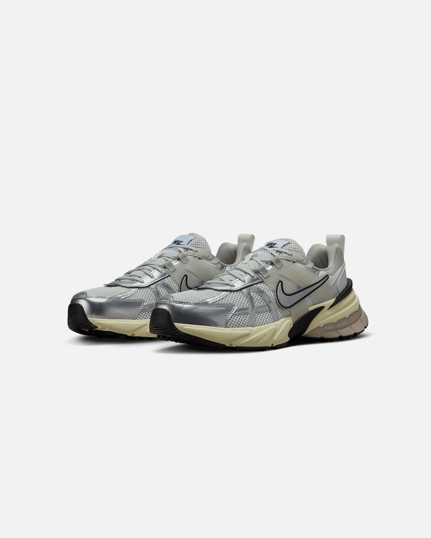 Ventilated Nike V2K Run Summit White/Metallic Silver