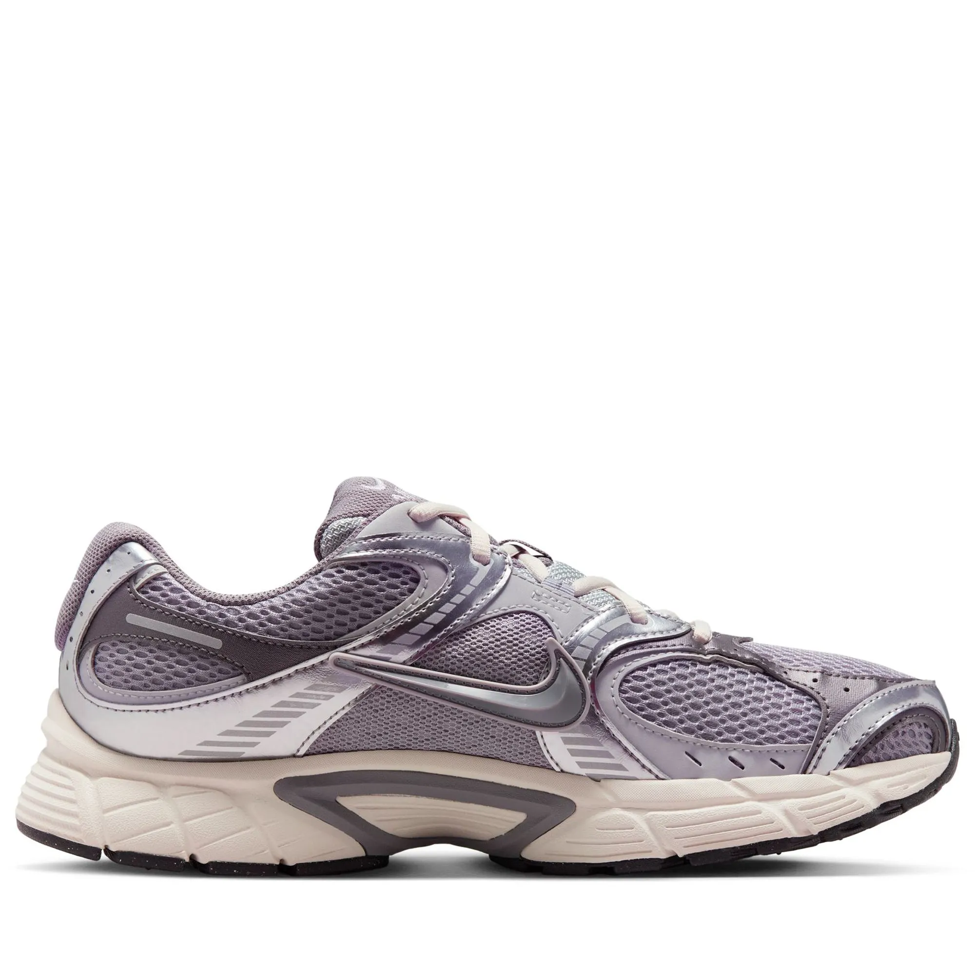 Ventilation Perforations Walk Utility Nike V5 RNR - Cement Grey/Grey Fog