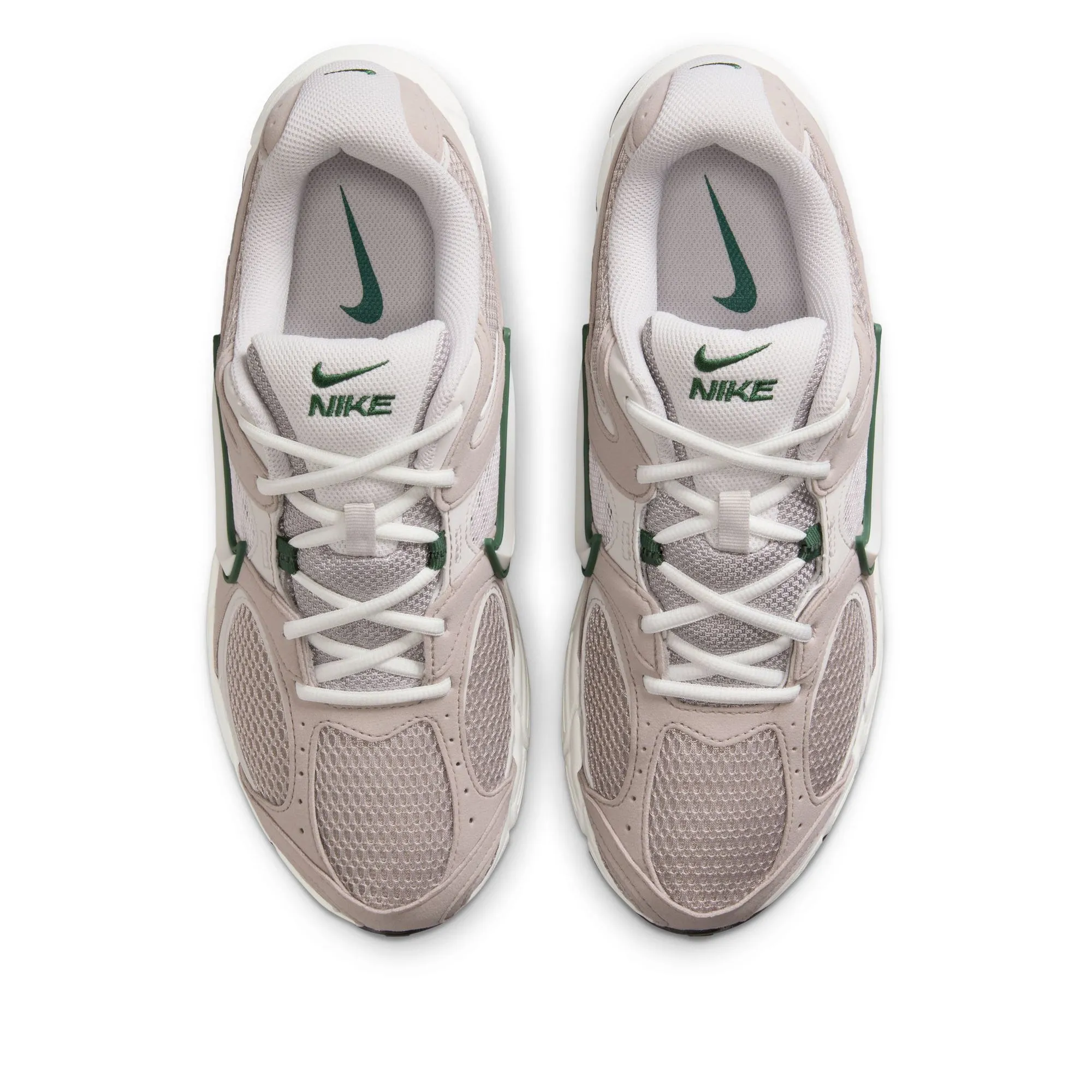Shock absorption tech Outdoor Feel Nike V5 RNR - College Grey/Fir