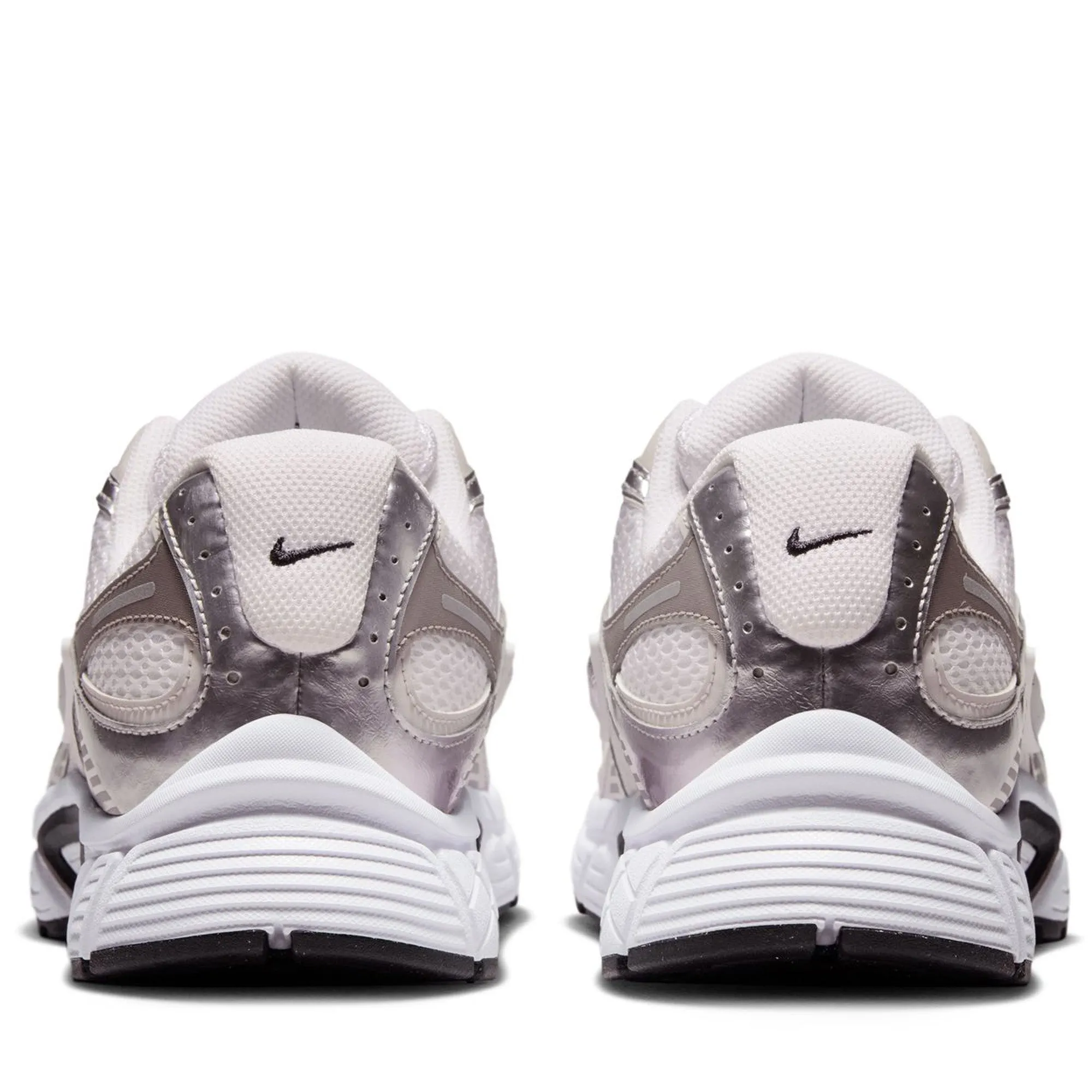 Nike V5 RNR - White/Black Enhanced Grip Pattern