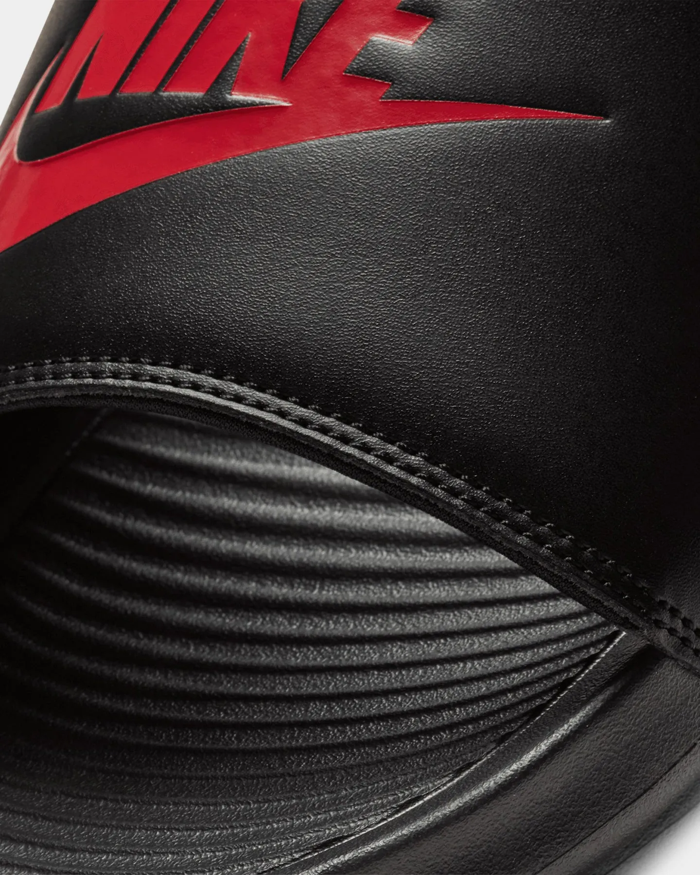 Nike Victori One Slides Black/Black/University Red Hero Mode
