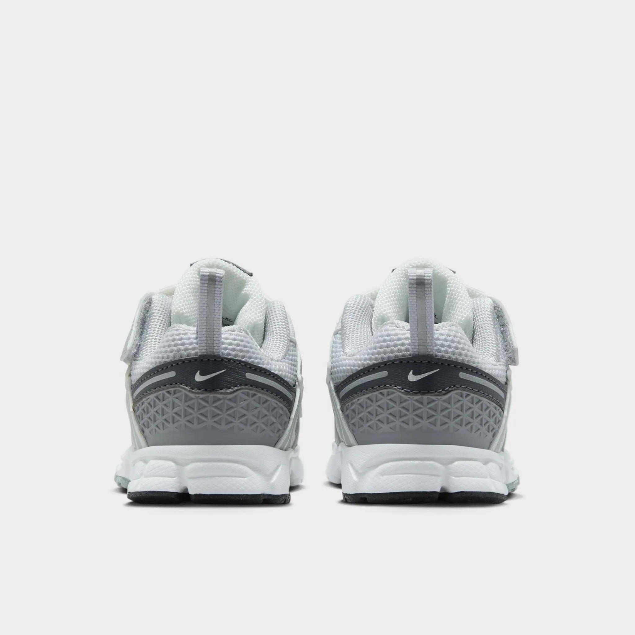 Desert Cool Magic Mood Nike Vomero 5 TD Pure Platinum / Metallic Silver