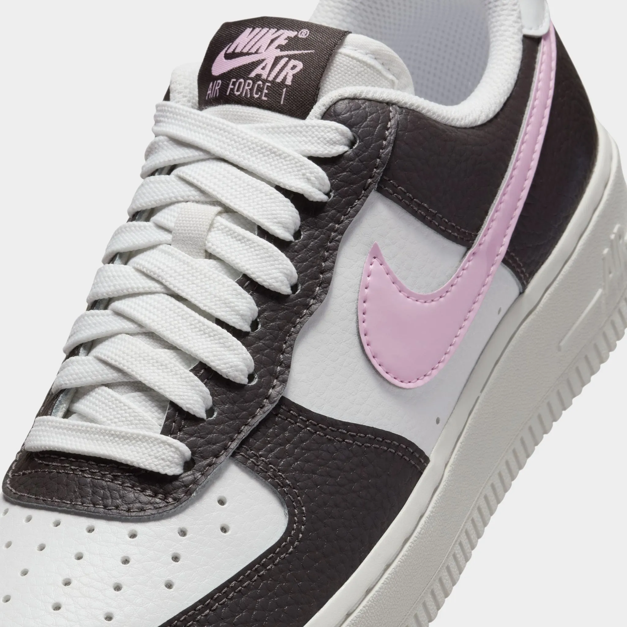 Comfort Fit Dinner Look Nike Women's Air Force 1 '07 Summit White / Pink Foam - Medium Ash