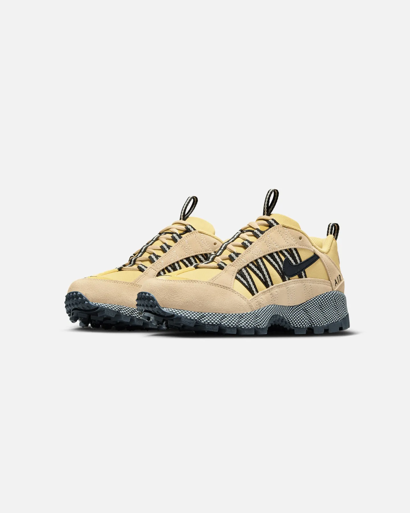 Nike Women's Air Humara Sesame Ring Walk Active Day