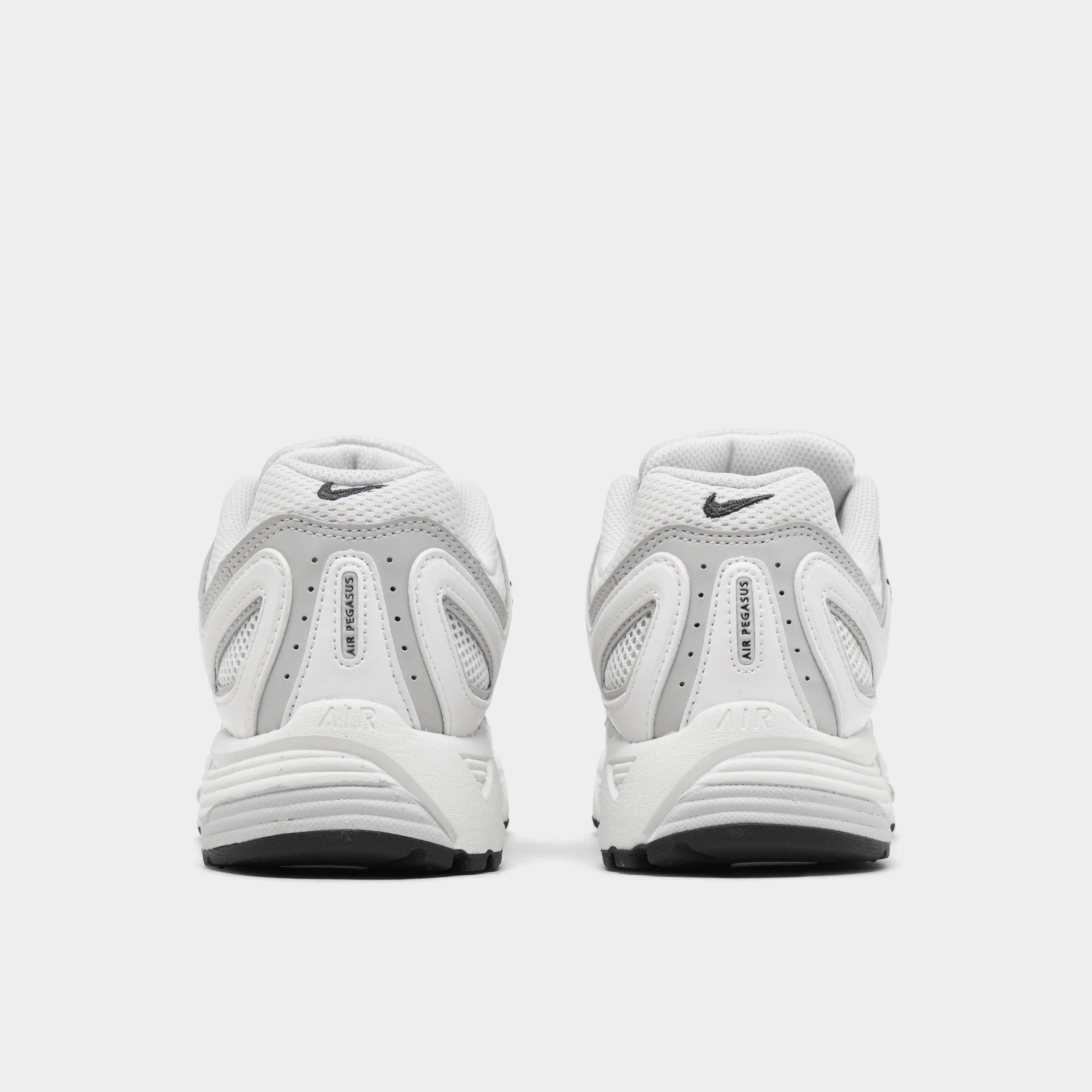 Easy Outfit Dog Hike Nike Women's Air Pegasus 2005 Summit White / Photon Dust