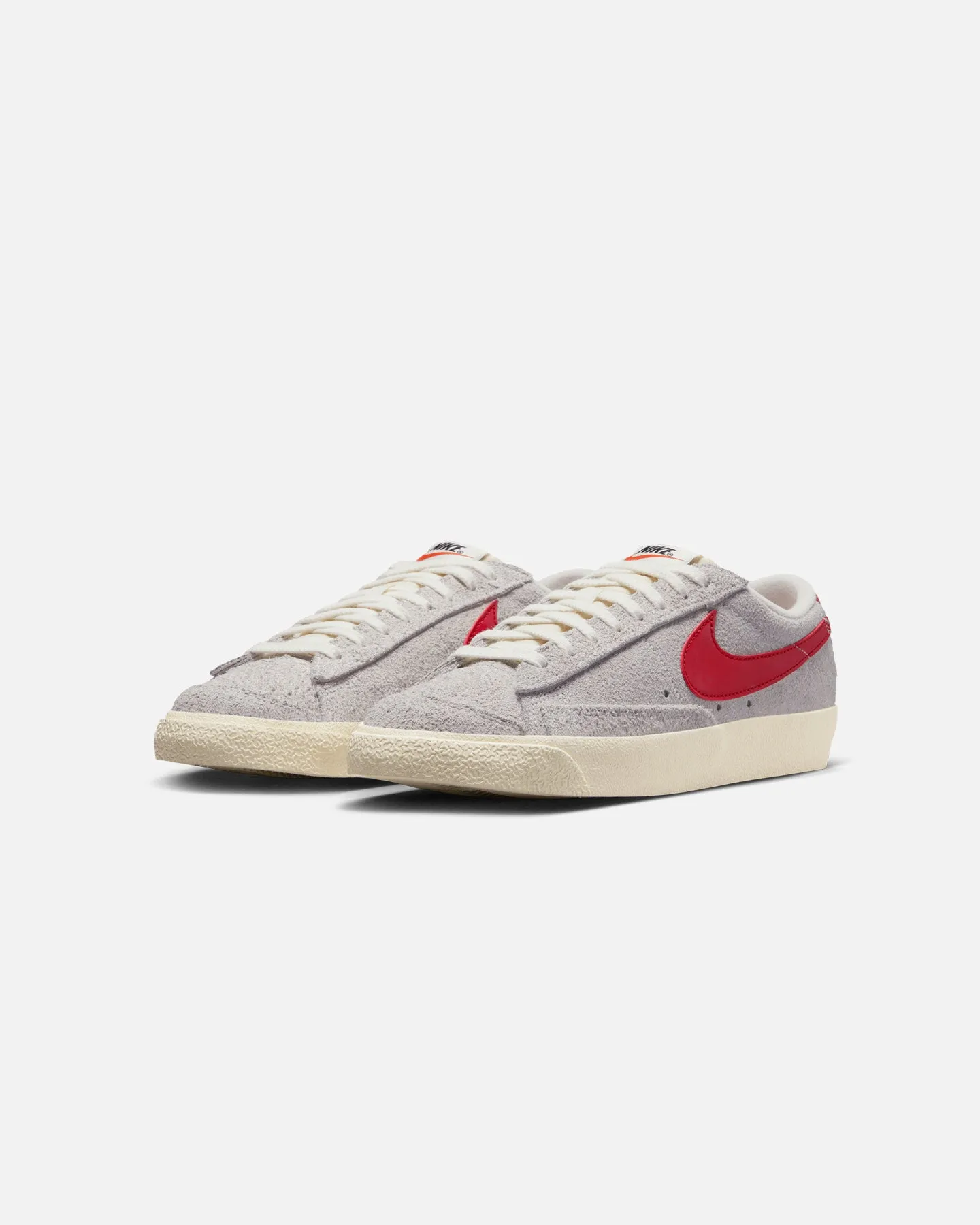 Adaptive Fit Soft Traction Nike Women's Blazer Low '77 Vintage Summit White/Grey