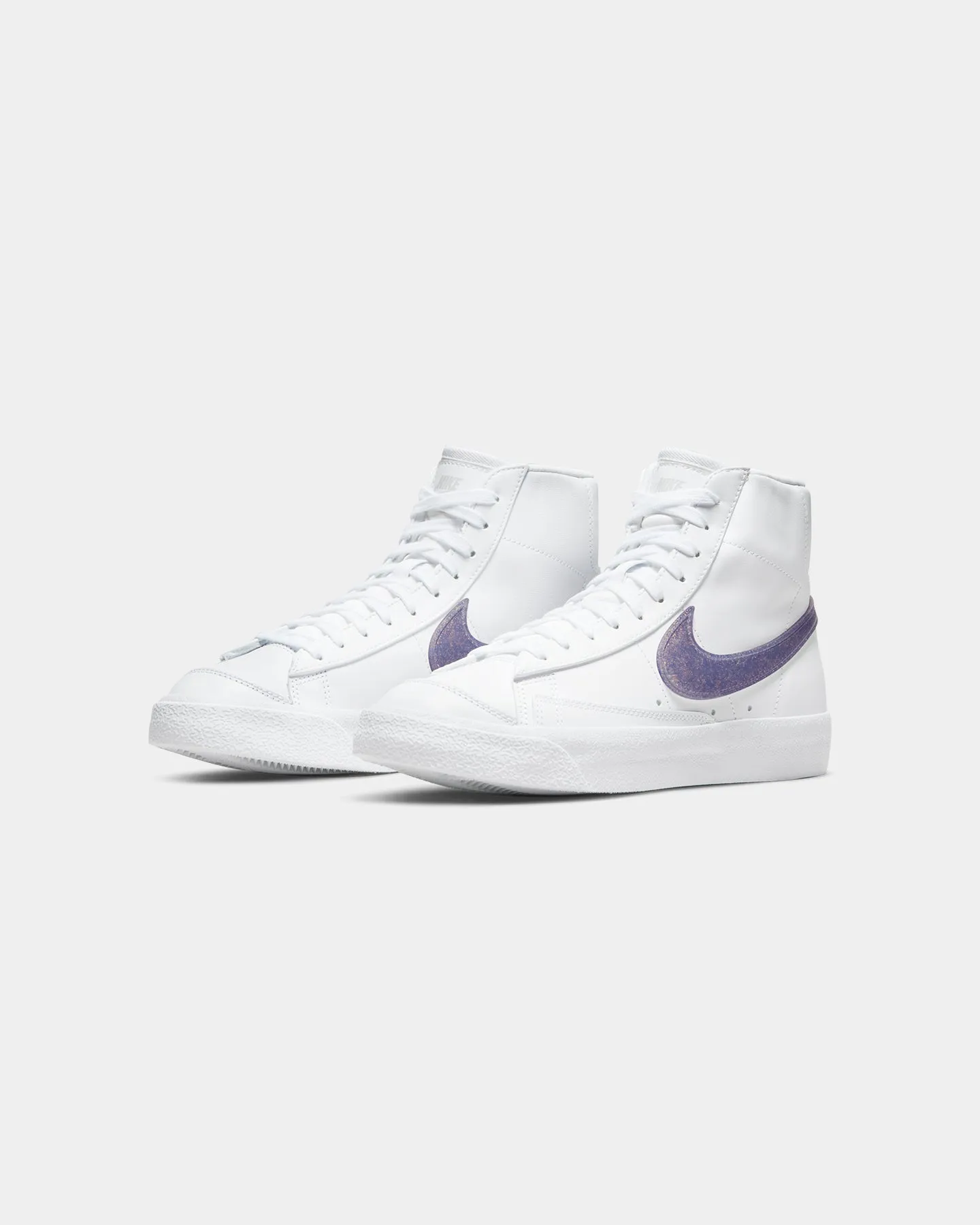 Multi-functional materials Nike Women's Blazer Mid '77 Essential White/Canyon Purple