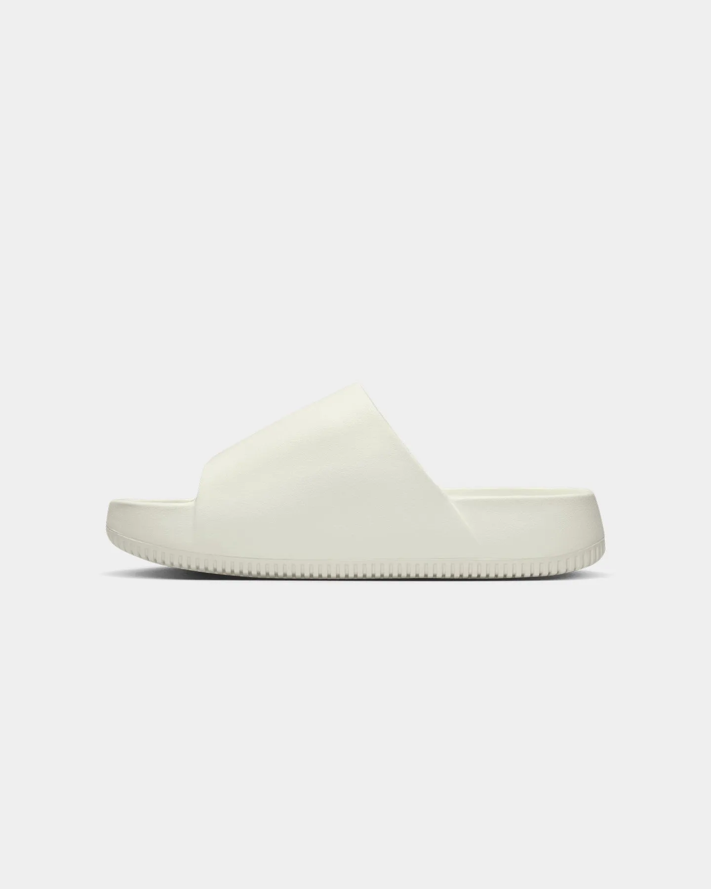 Sporty closure - type Nike Women's Calm Slide Sail/Sail