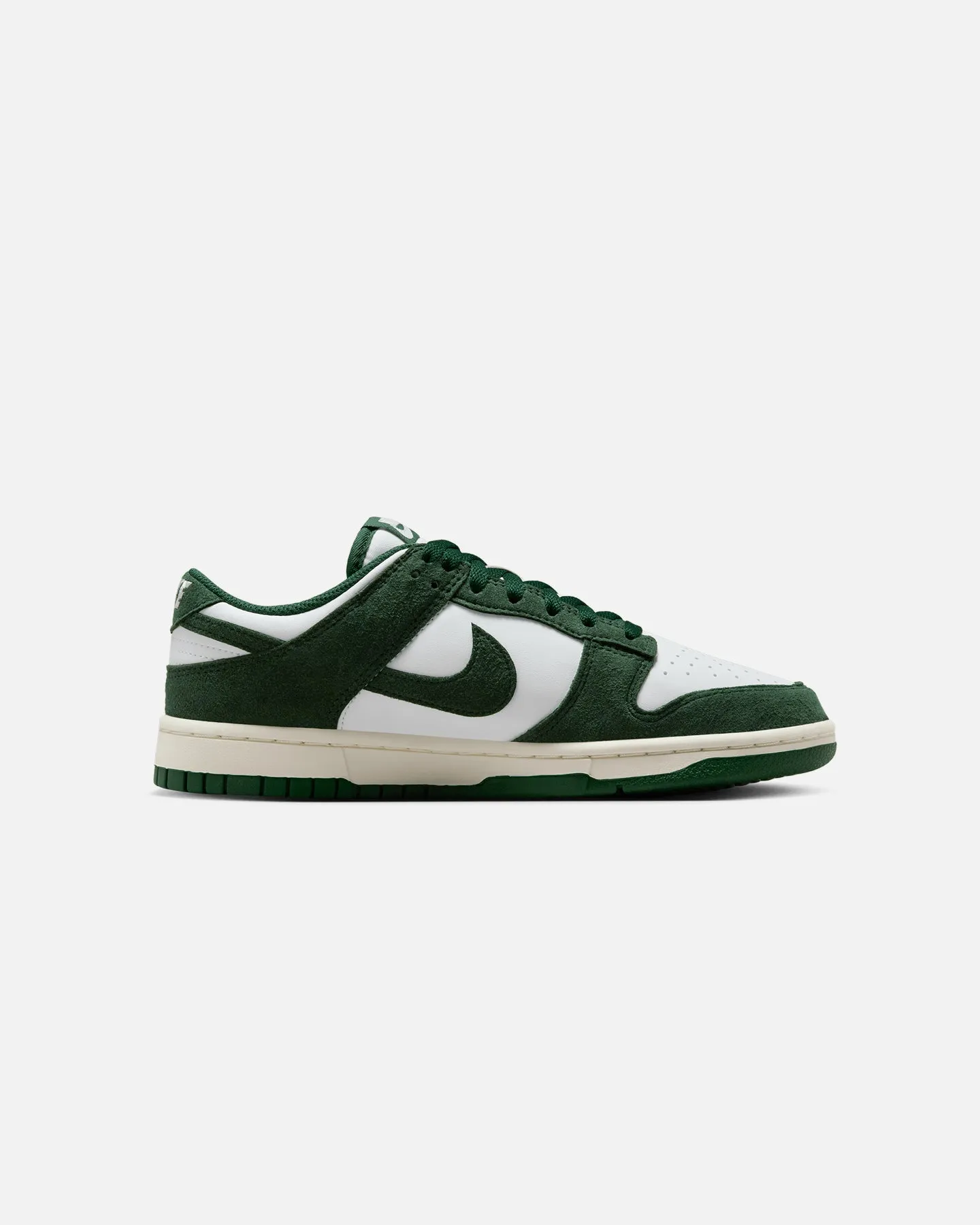 Built-in wear Bold materials Nike Women's Dunk Low "Suede Pack" White/Green