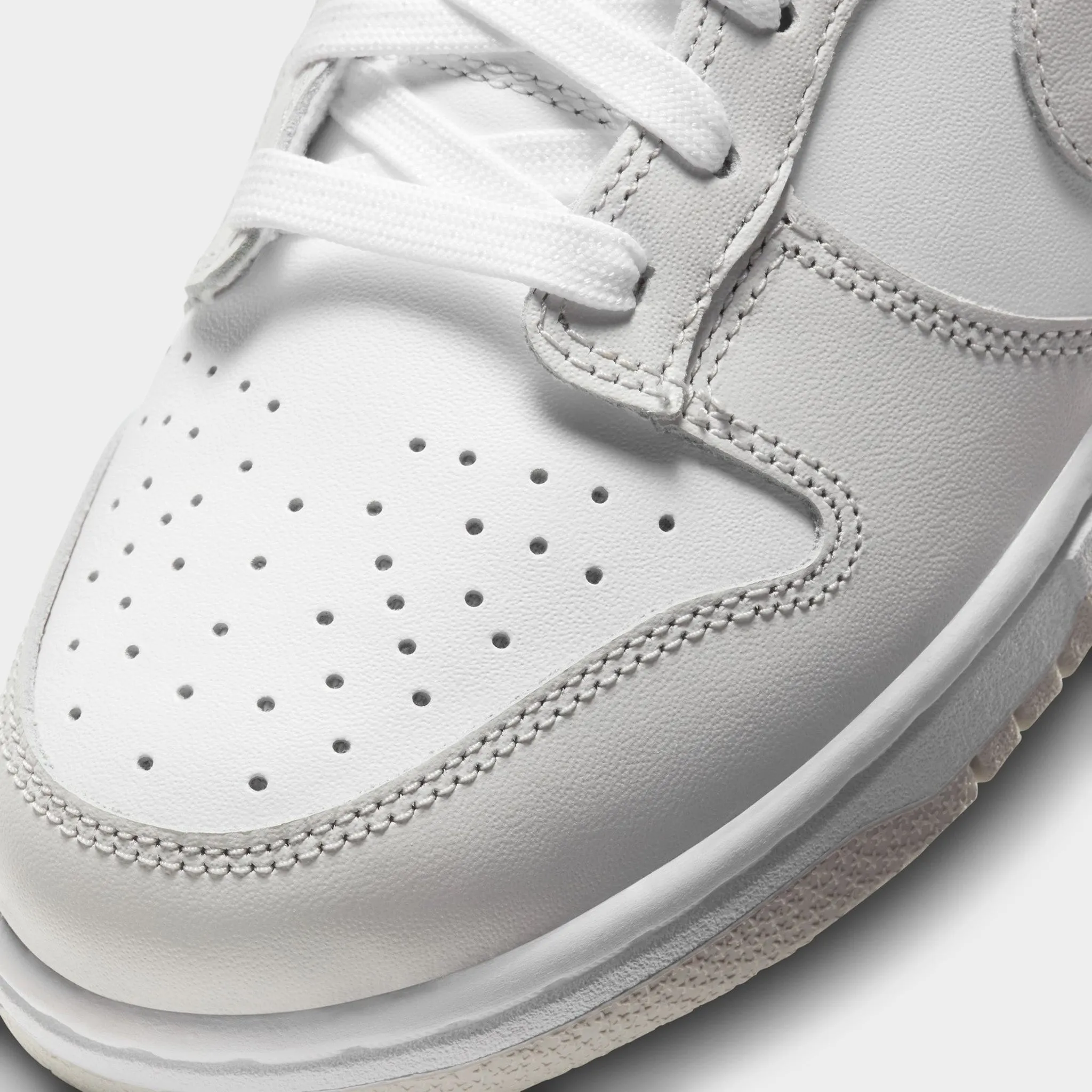 Nike Womens Dunk Low White / Photon Dust - White Fresh Steps