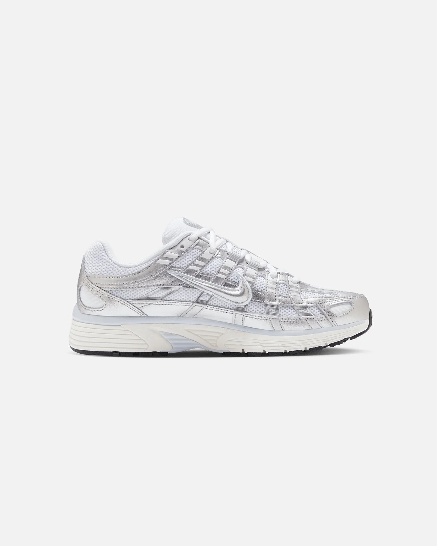 Skating darkest Nike Women's P-6000 White/Silver
