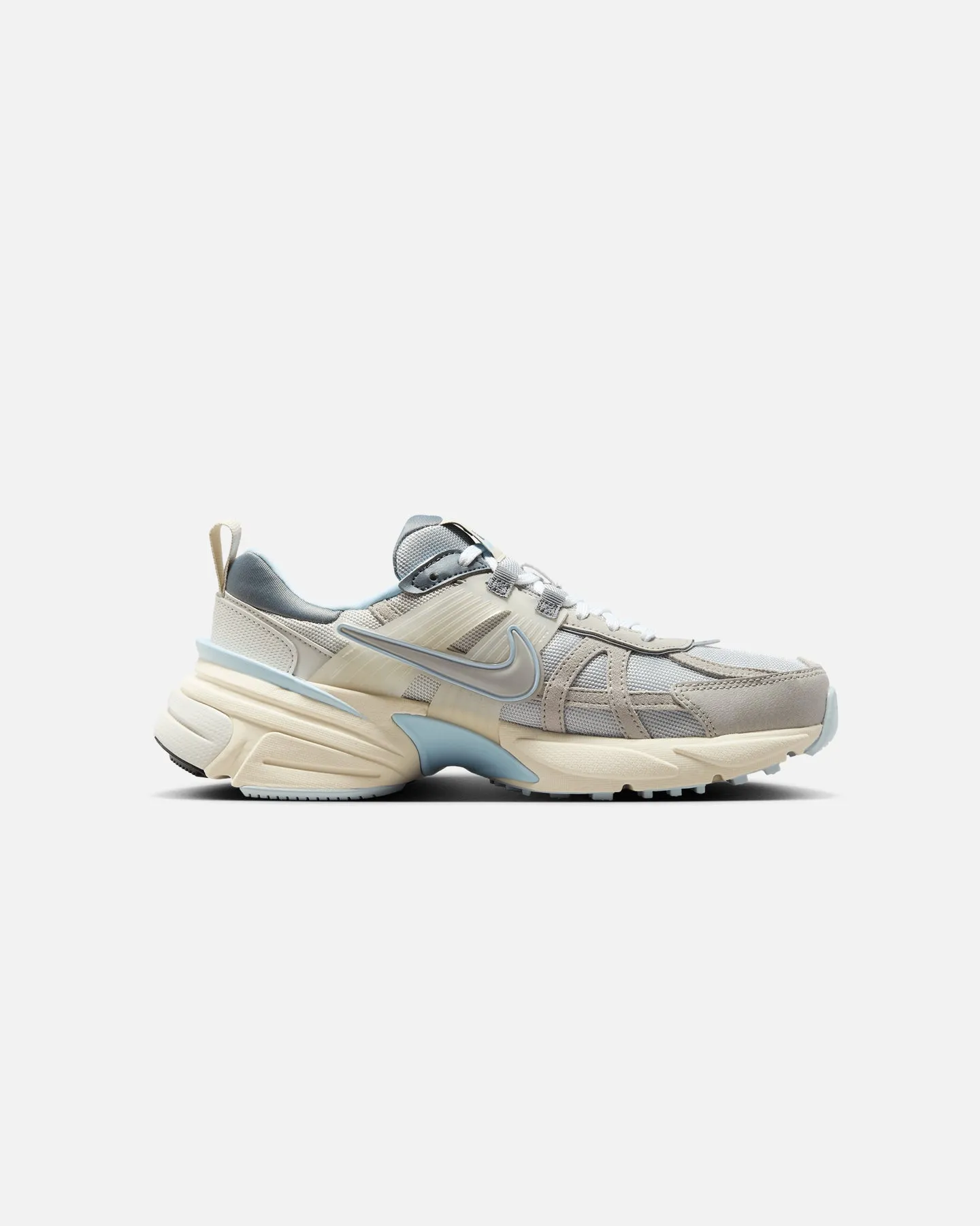 Vibrant fit Nike Women's V2K Run Light Bone