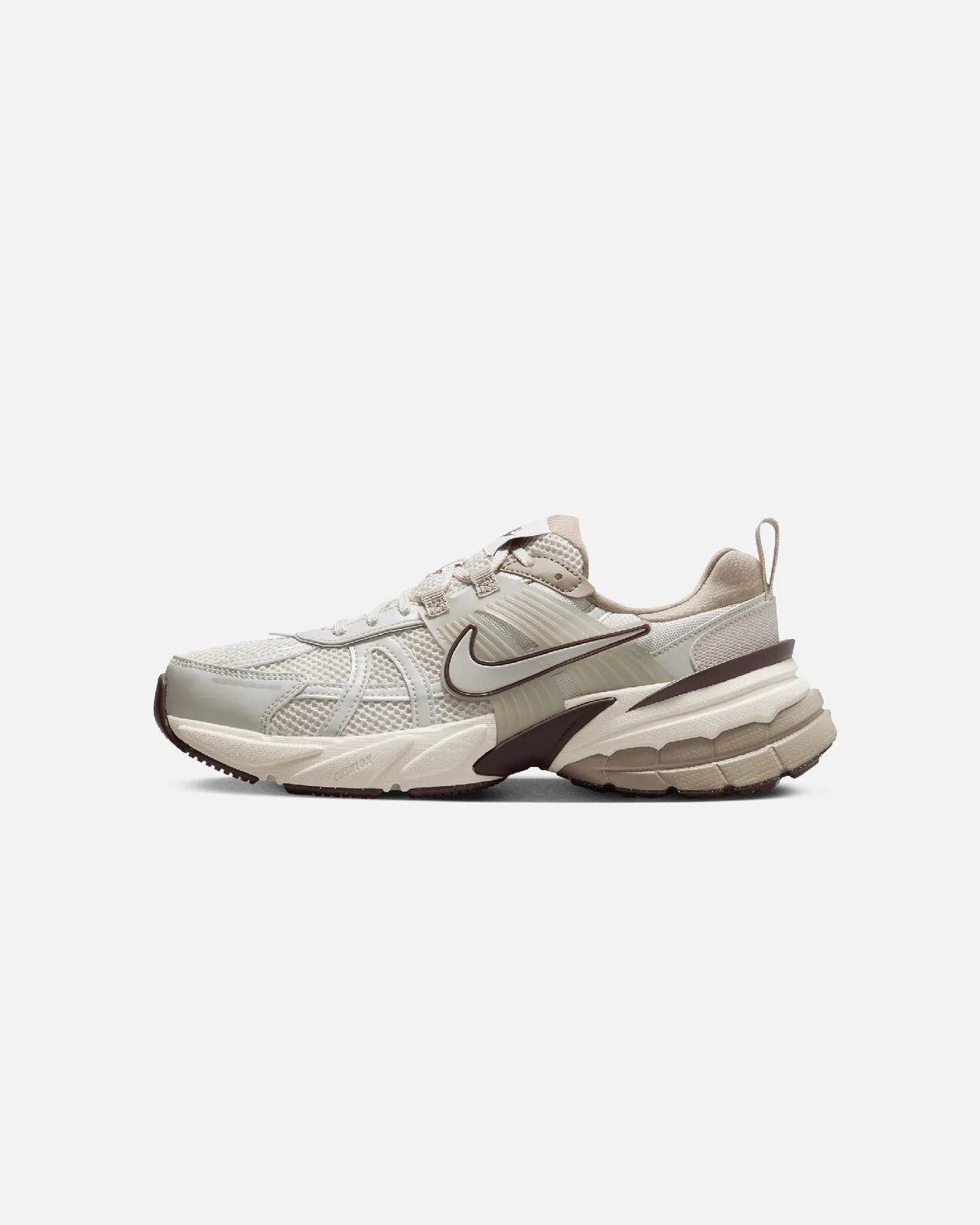 Street Fit Nike Women's V2K Run Light Orewood Brown