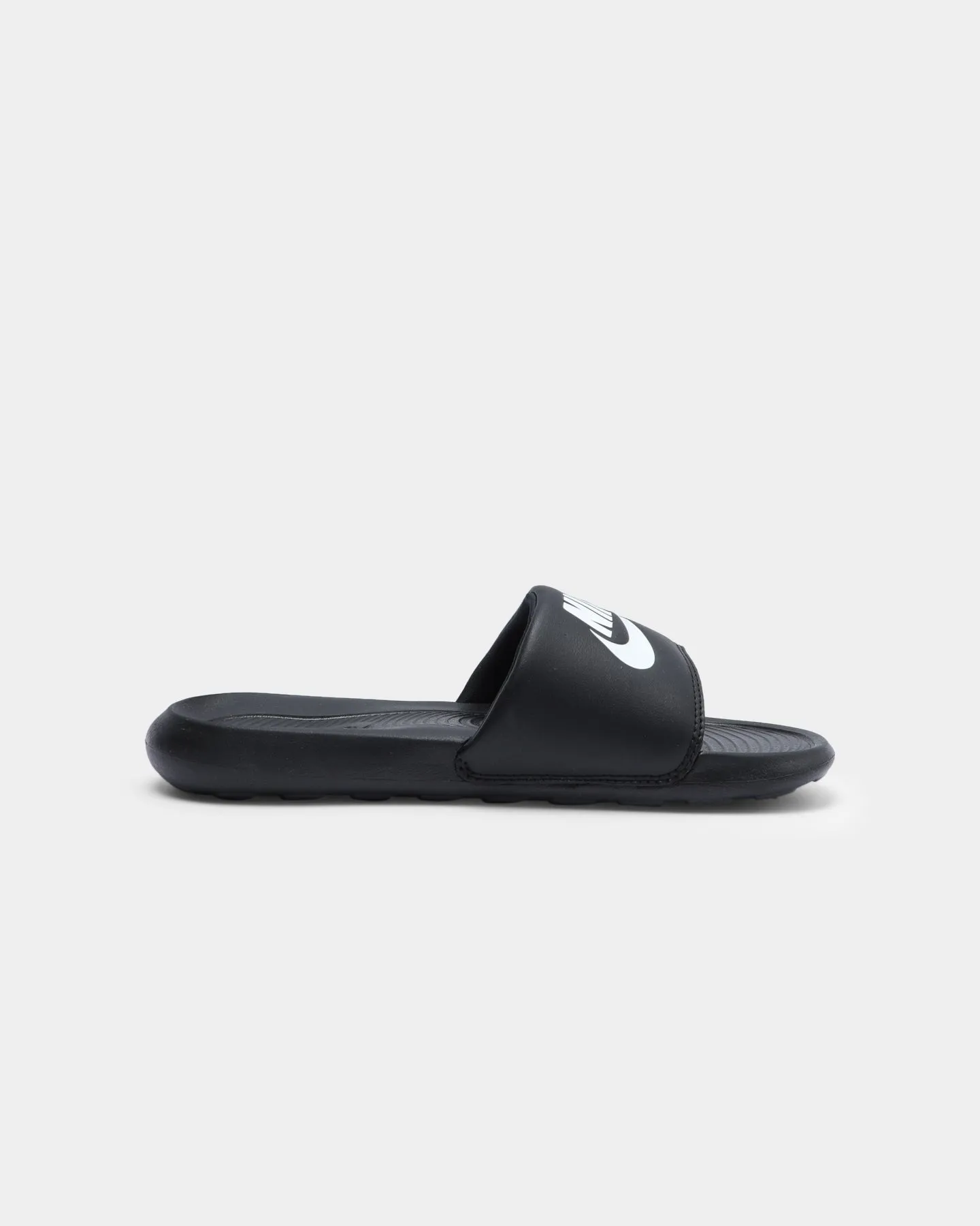 Nike Women's Victori One Slide Black/White/Black stain - resistant