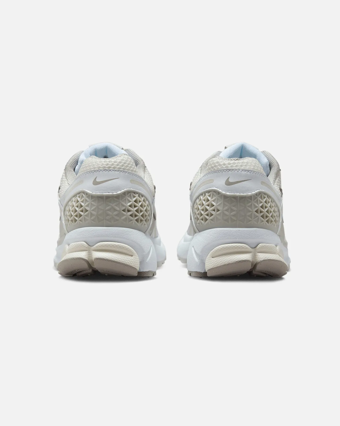 Fashion-forward flair Stackable Nike Women's Zoom Vomero 5 White/Light Bone