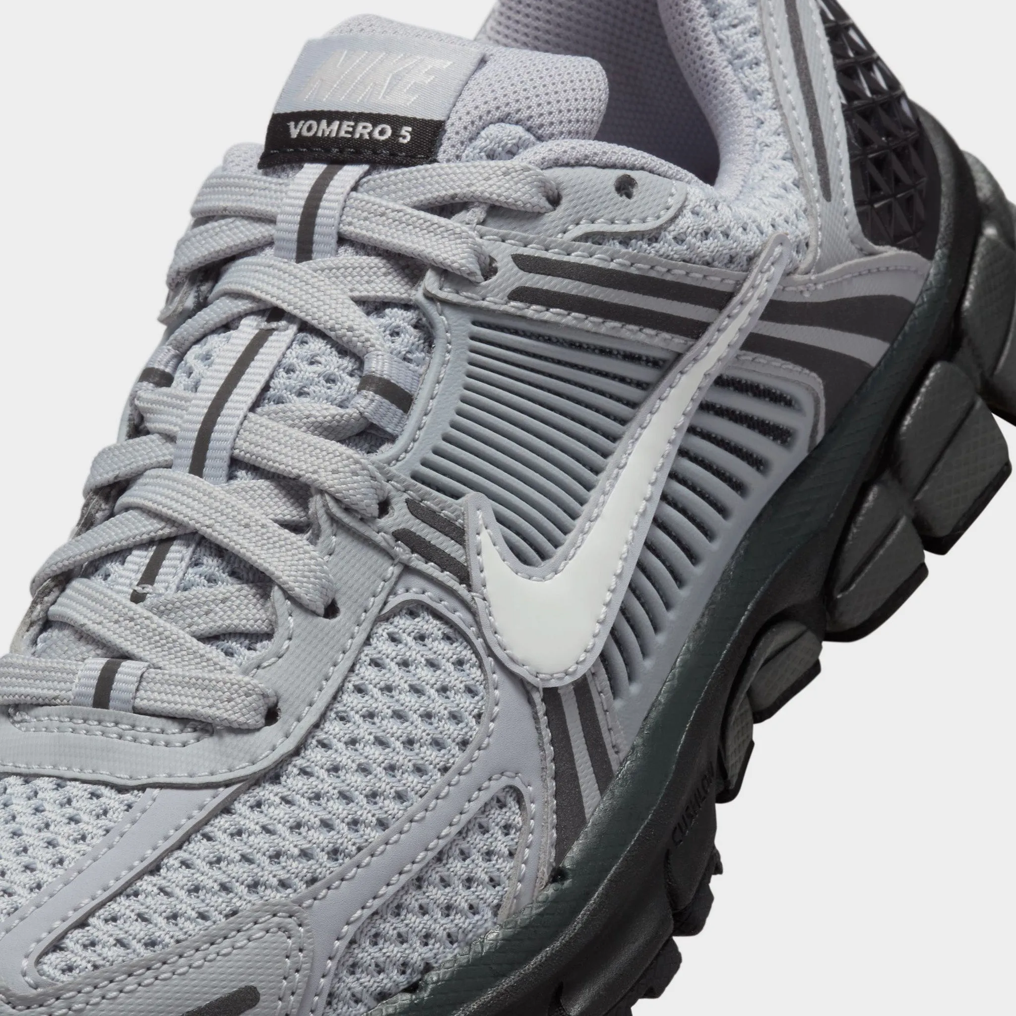 Nike Zoom Vomero 5 GS Wolf Grey / Summit White - Black Court Grip Padded collar