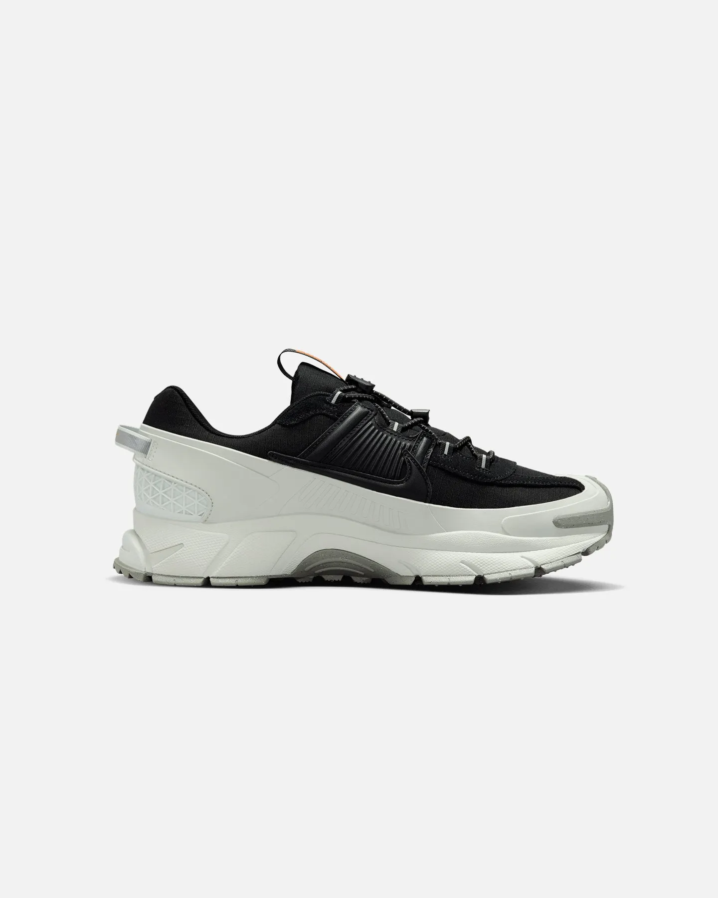 Story Glow Firm Ground Nike Zoom Vomero Roam Black/Black