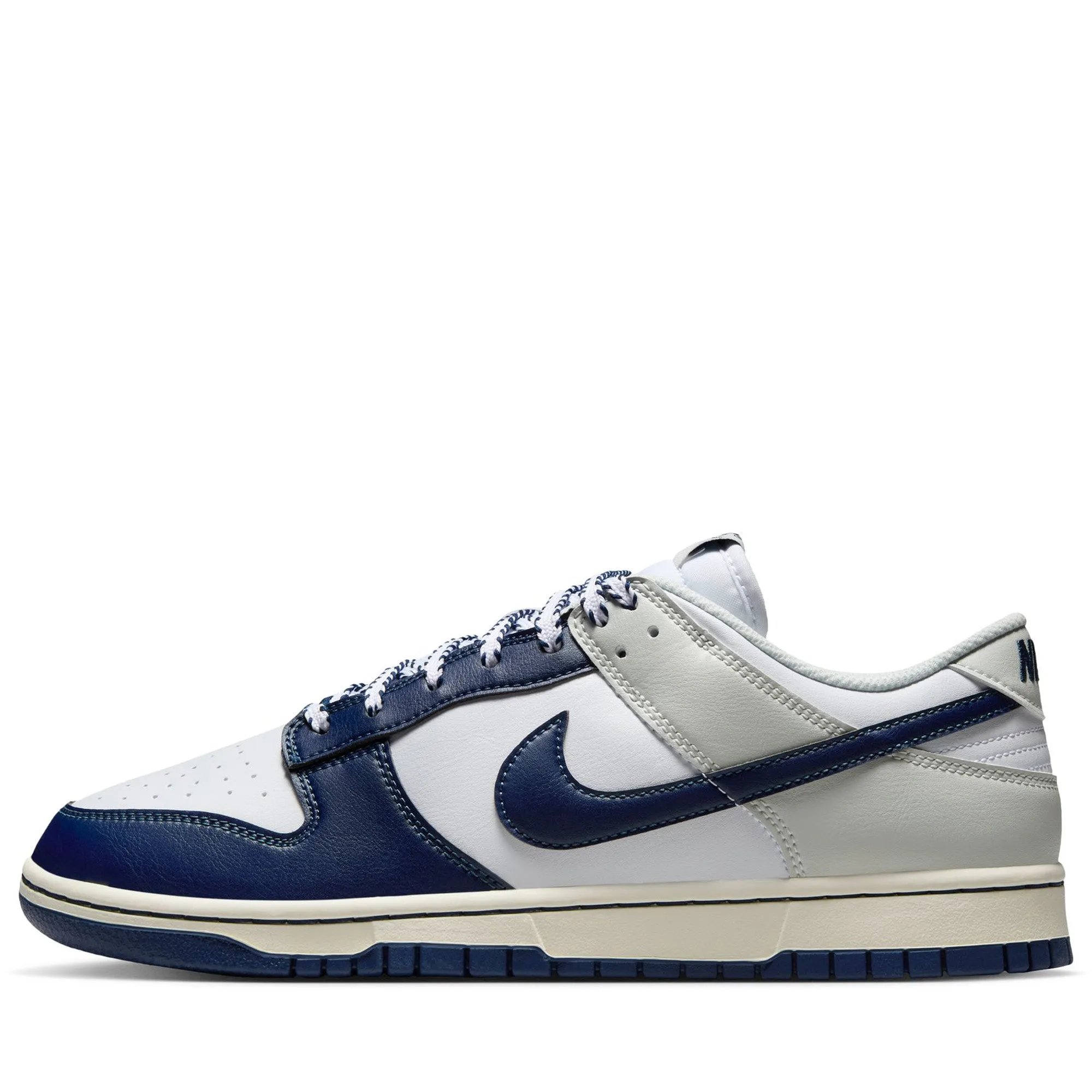 Nike Dunk Low Retro - White/Midnight Navy Orthopedic friendly