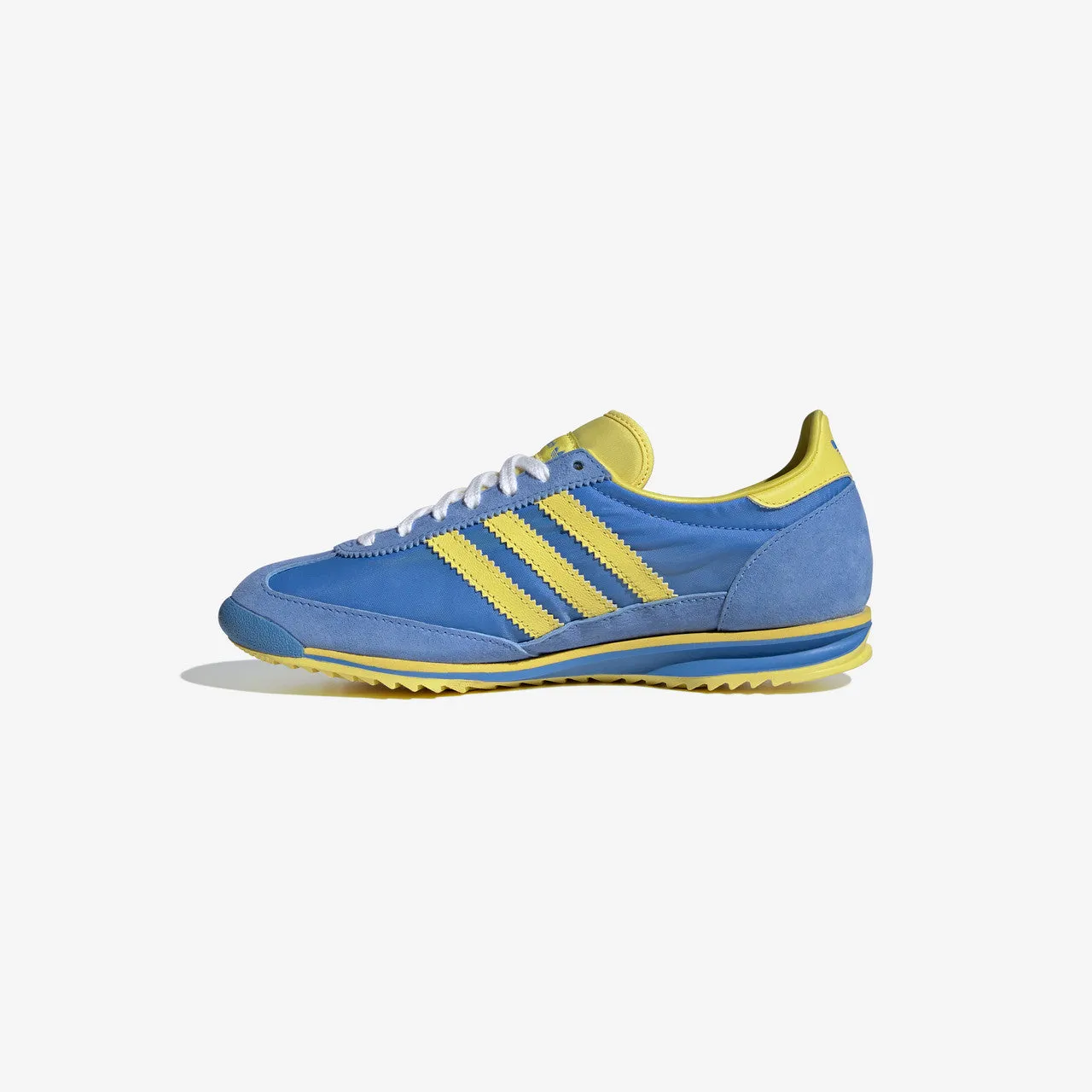 Bold colors Wmns SL 72 x Sporty & Rich