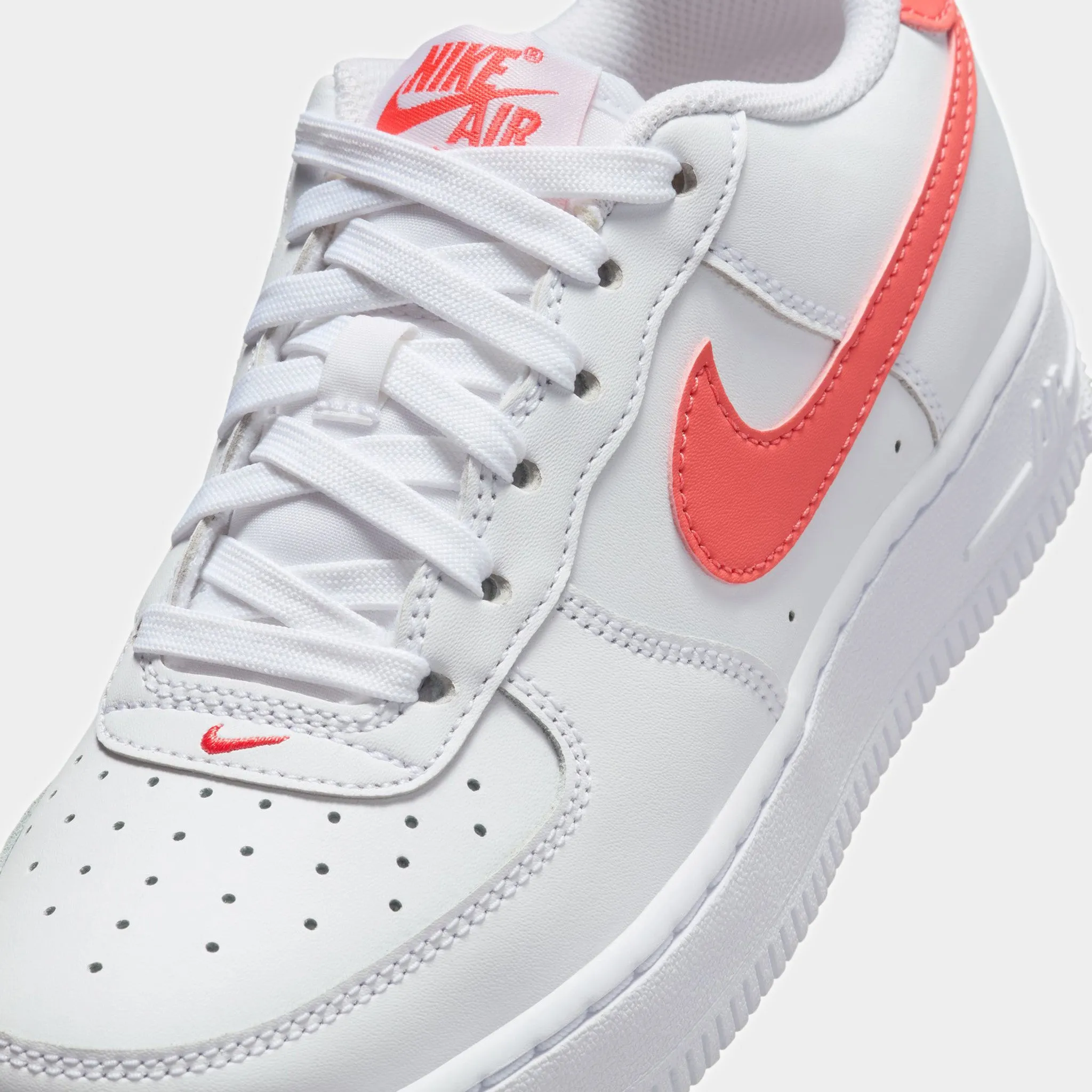 Nike Air Force 1 GS White / Magic Ember Streetwear Look