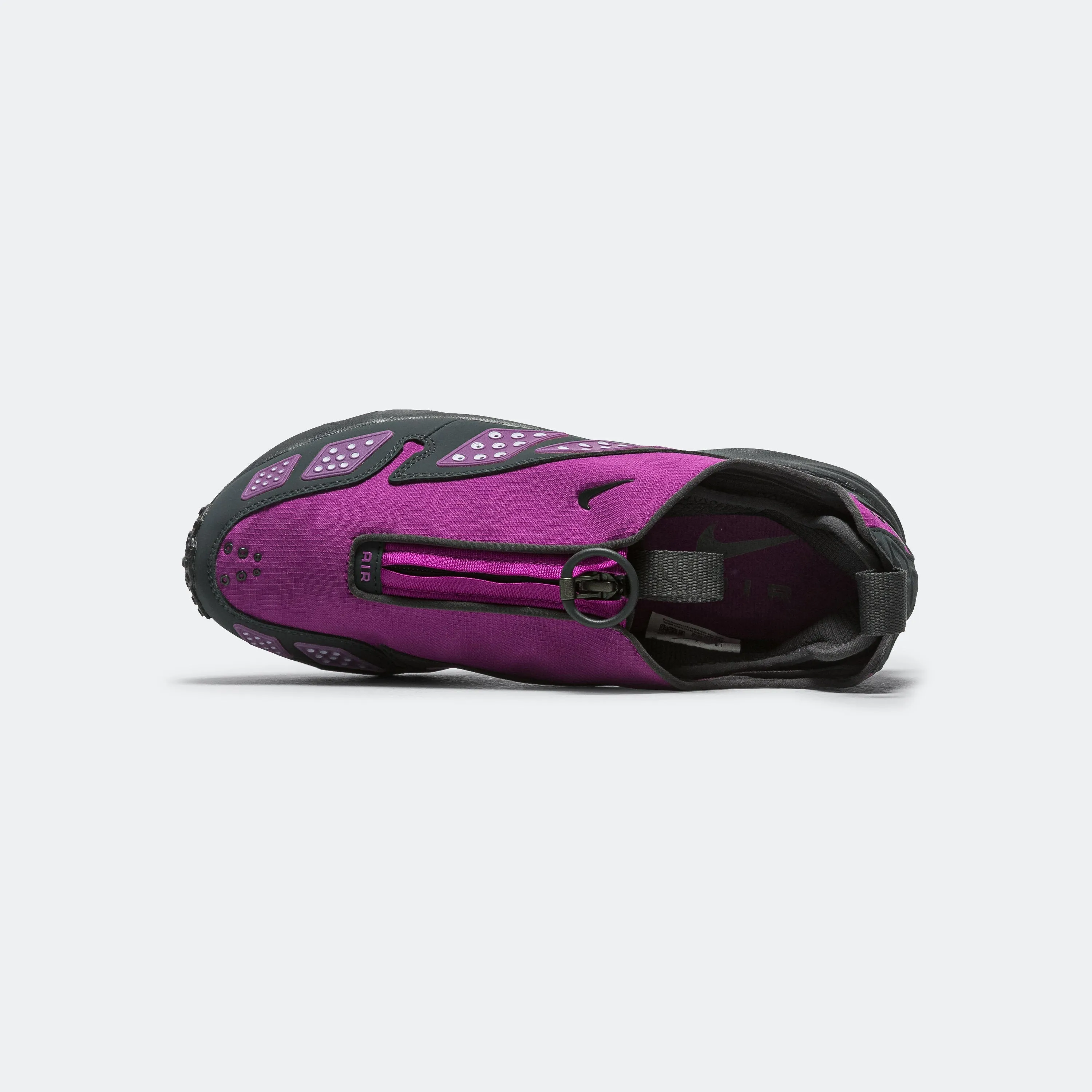 Womens Air Max SNDR GTX - Bold Berry/Dk-Smoke Grey-Ghost Easy traction