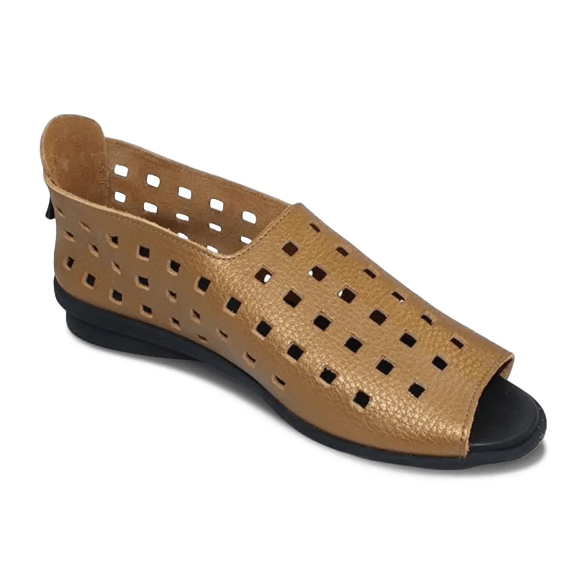 Metro Walk Arche Women's Drick Metallic Solar Mahogany/Black Leather