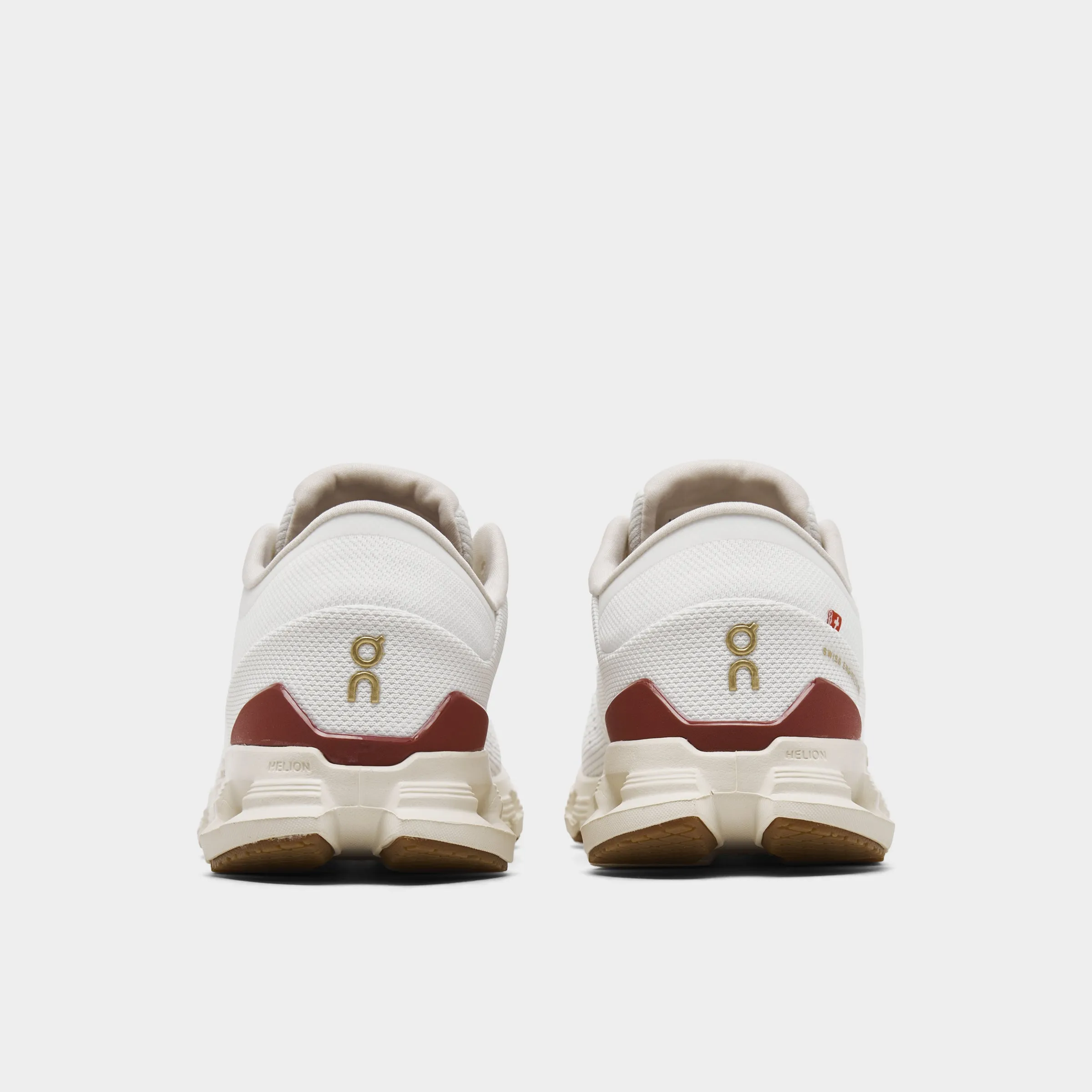 On Cloud X 4 Ivory / Cream Stripe Mood