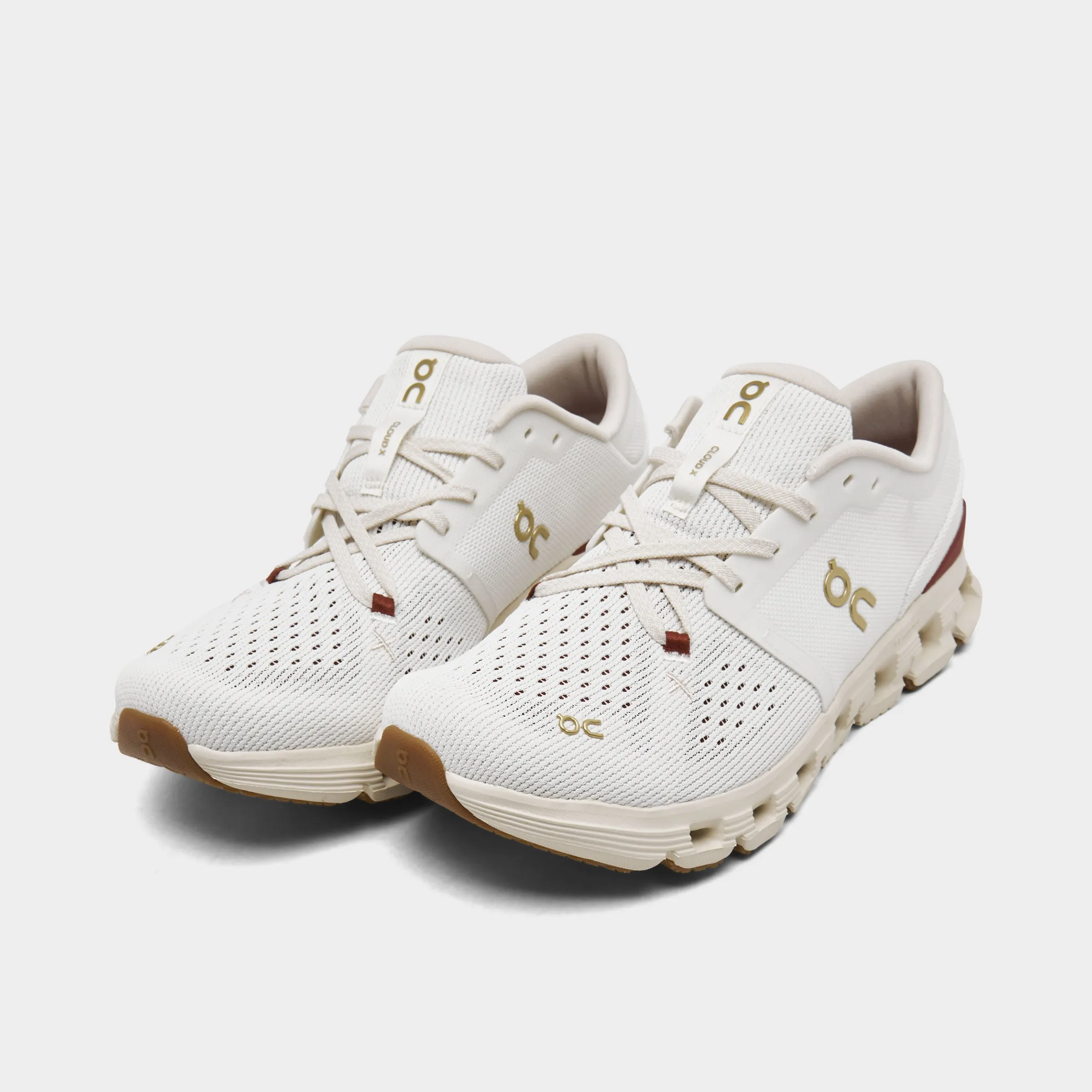 On Cloud X 4 Ivory / Cream Active Fit Long Day