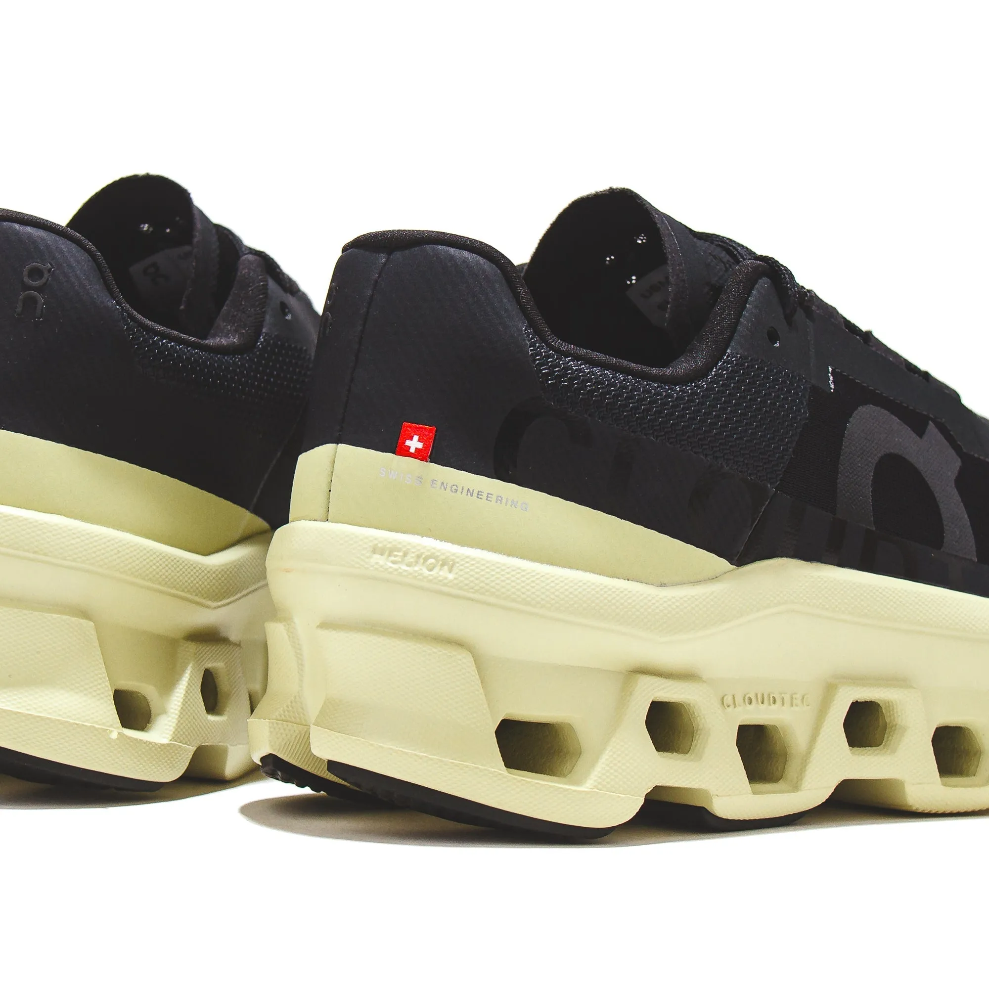 running in a jungle area shoes ON Men Cloudmonster Black 61.97727