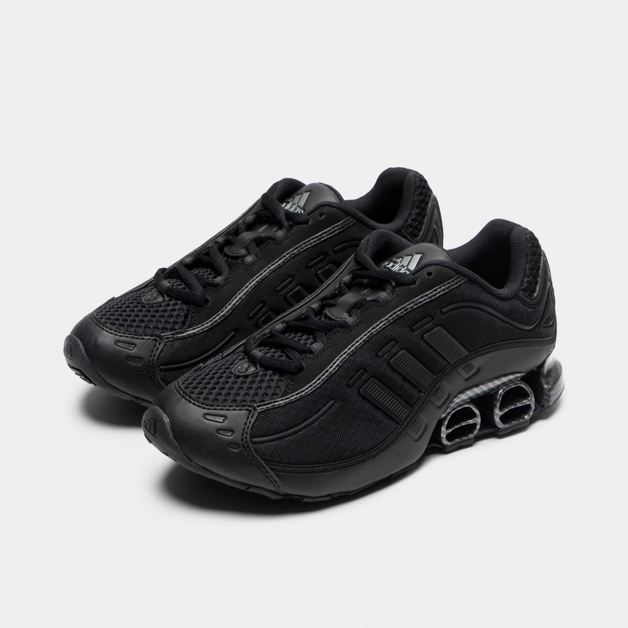 Dirt Guard adidas Megaride O1 Black / Black - Iron Mountain