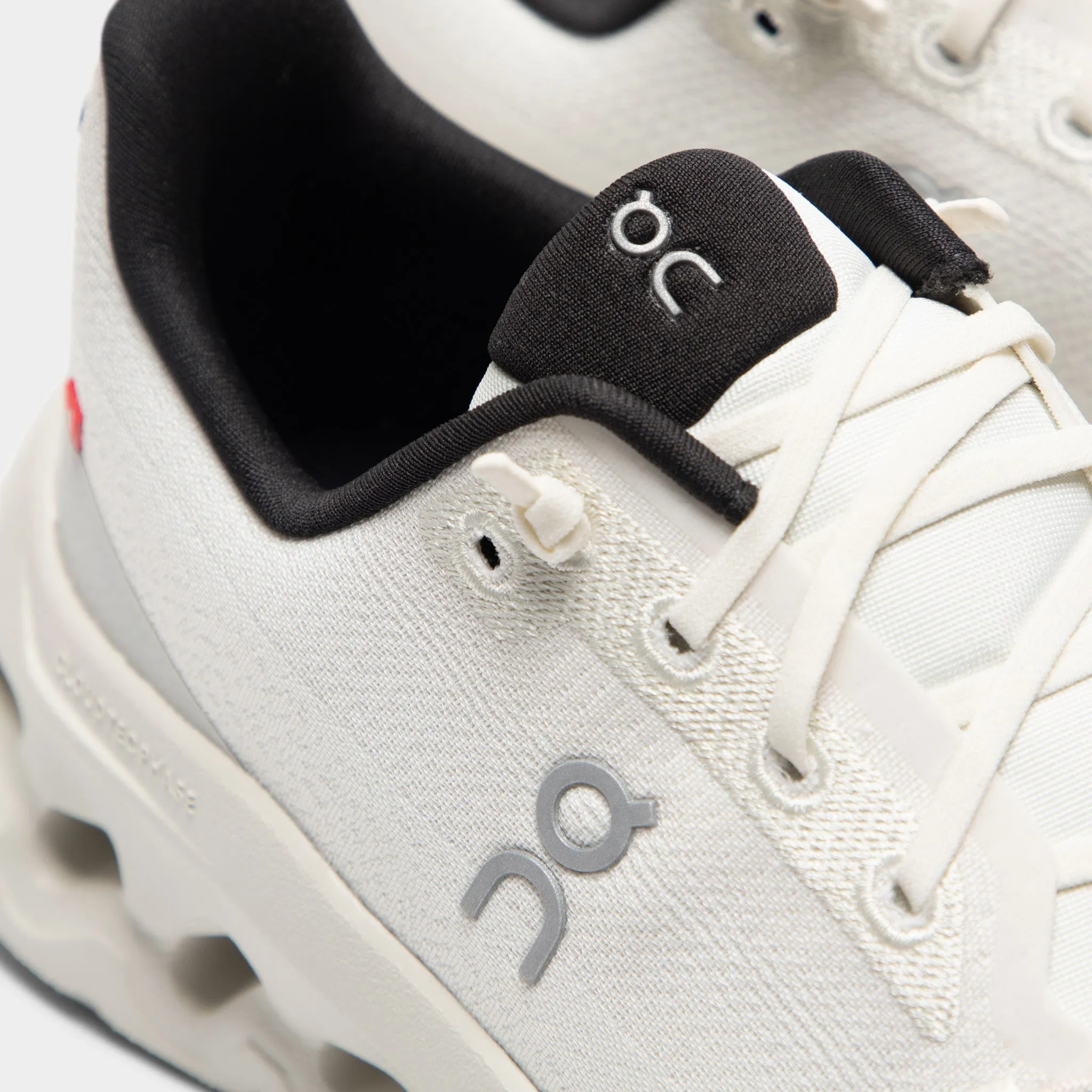 Comfortable ankle support Toe Protection On Women's Cloudtilt Pearl / Ice