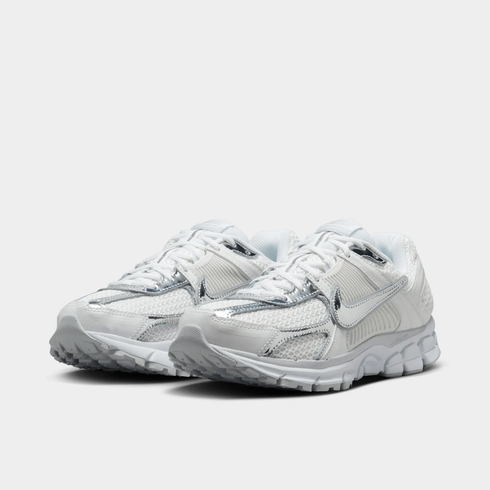 Nike Women's Zoom Vomero 5 White / Metallic Silver - Summit White Lace Up Style