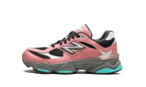 9060 GS "Pink Teal" running in natural tracks shoes moisture - wicking fabric