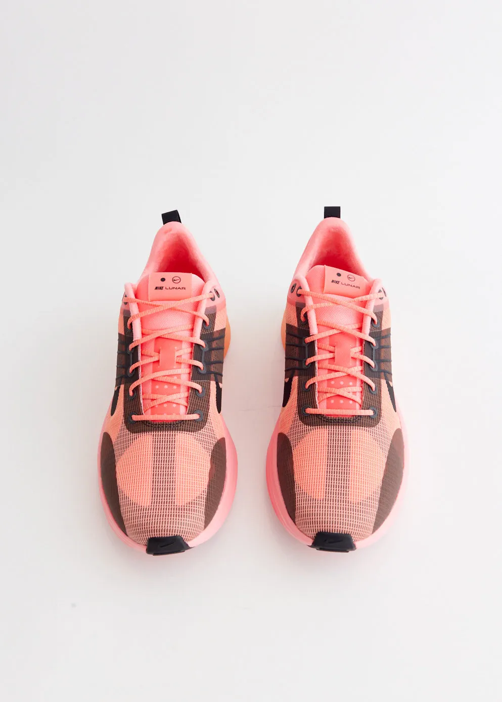 Lunar Roam Premium 'Pink Gaze' Sneakers lightweight user