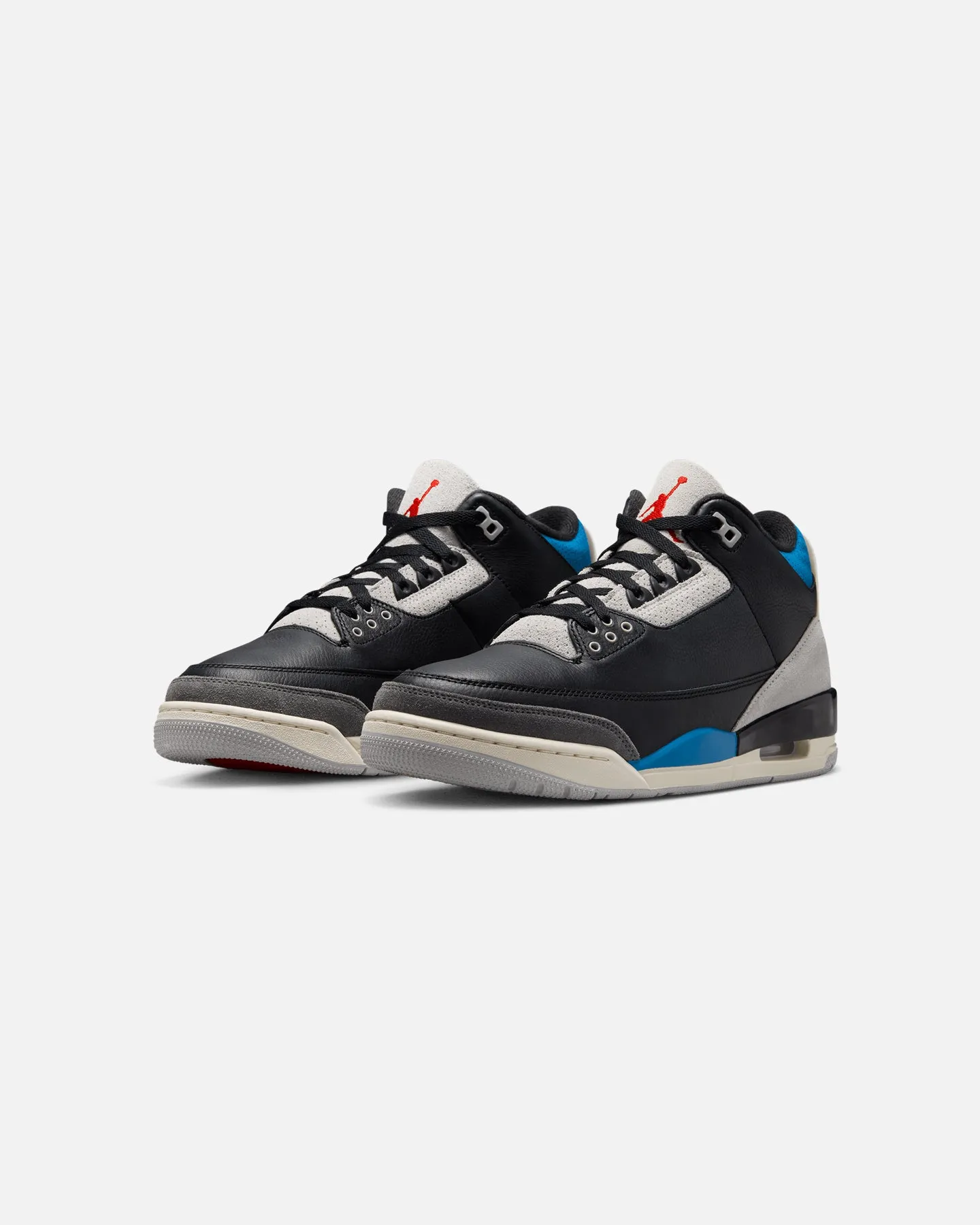 High Arch Jordan Air Jordan 3 Retro "Rare Air" Black/Chile Red-Neutral Grey