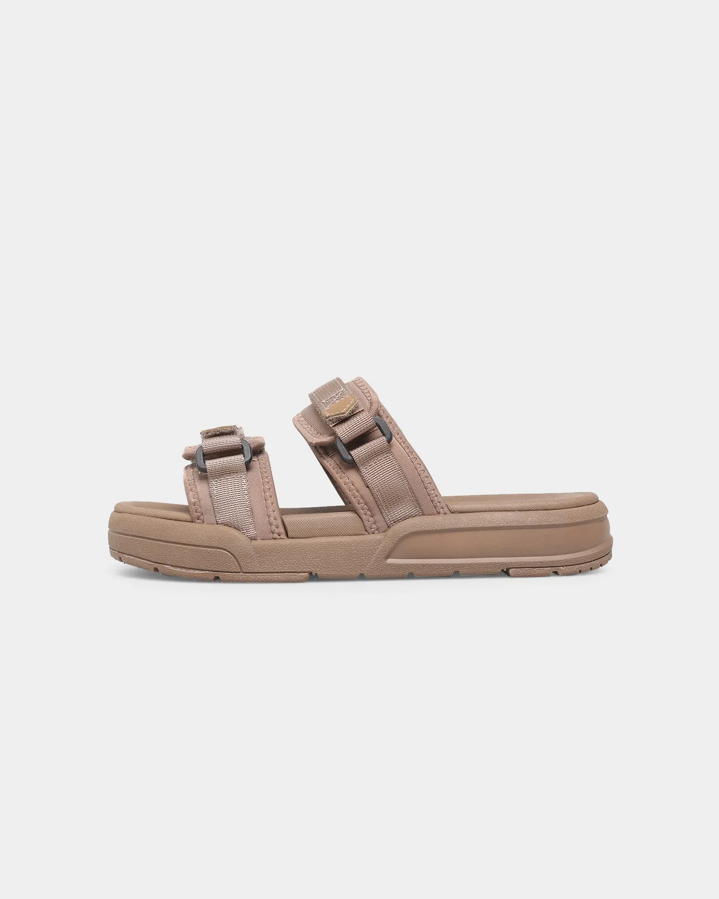 SEICHI Sandoru Ichi Taupe Stable construction