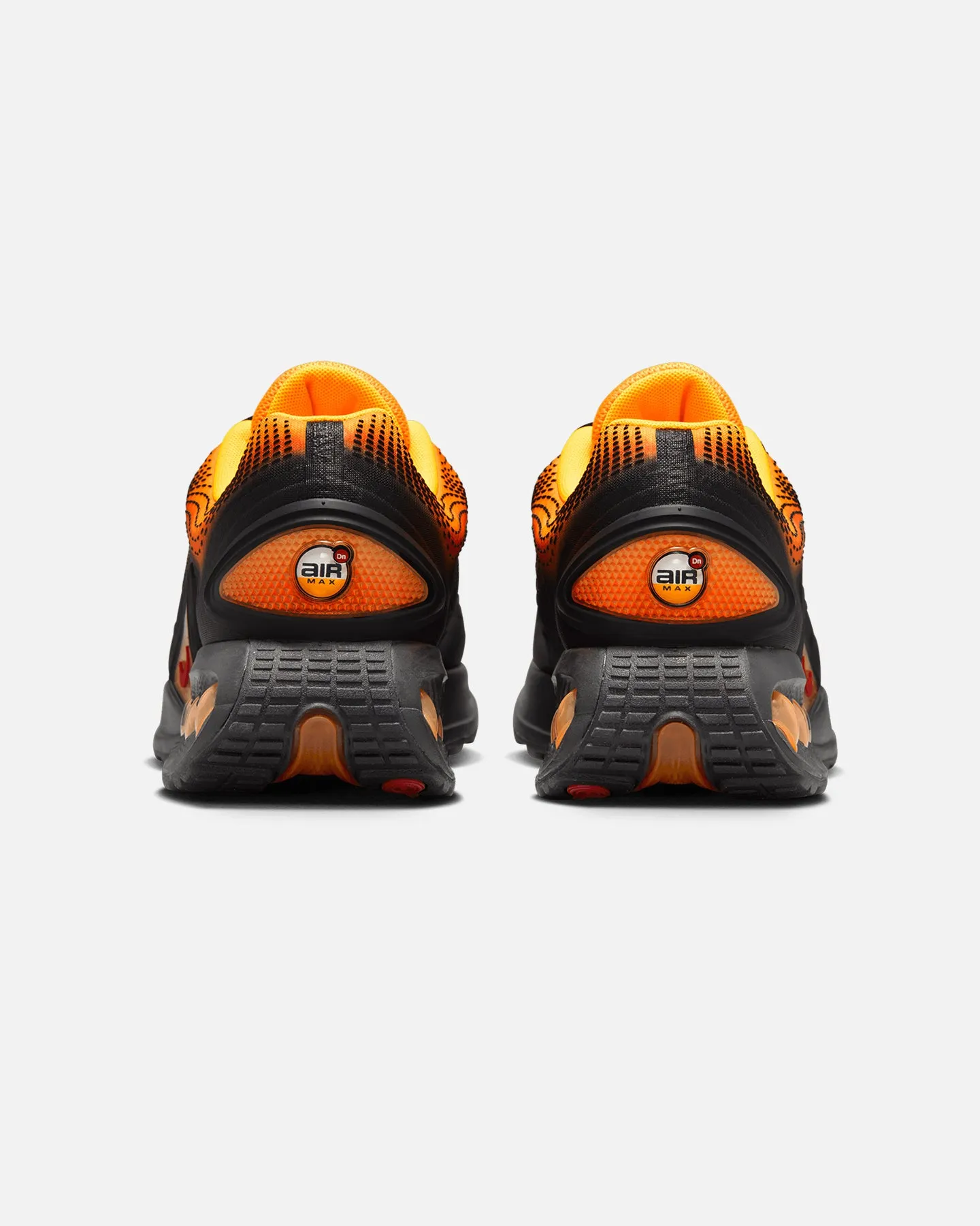 Nike Air Max DN SE Laser Orange/Comet Red Smooth Soles Rapid pace