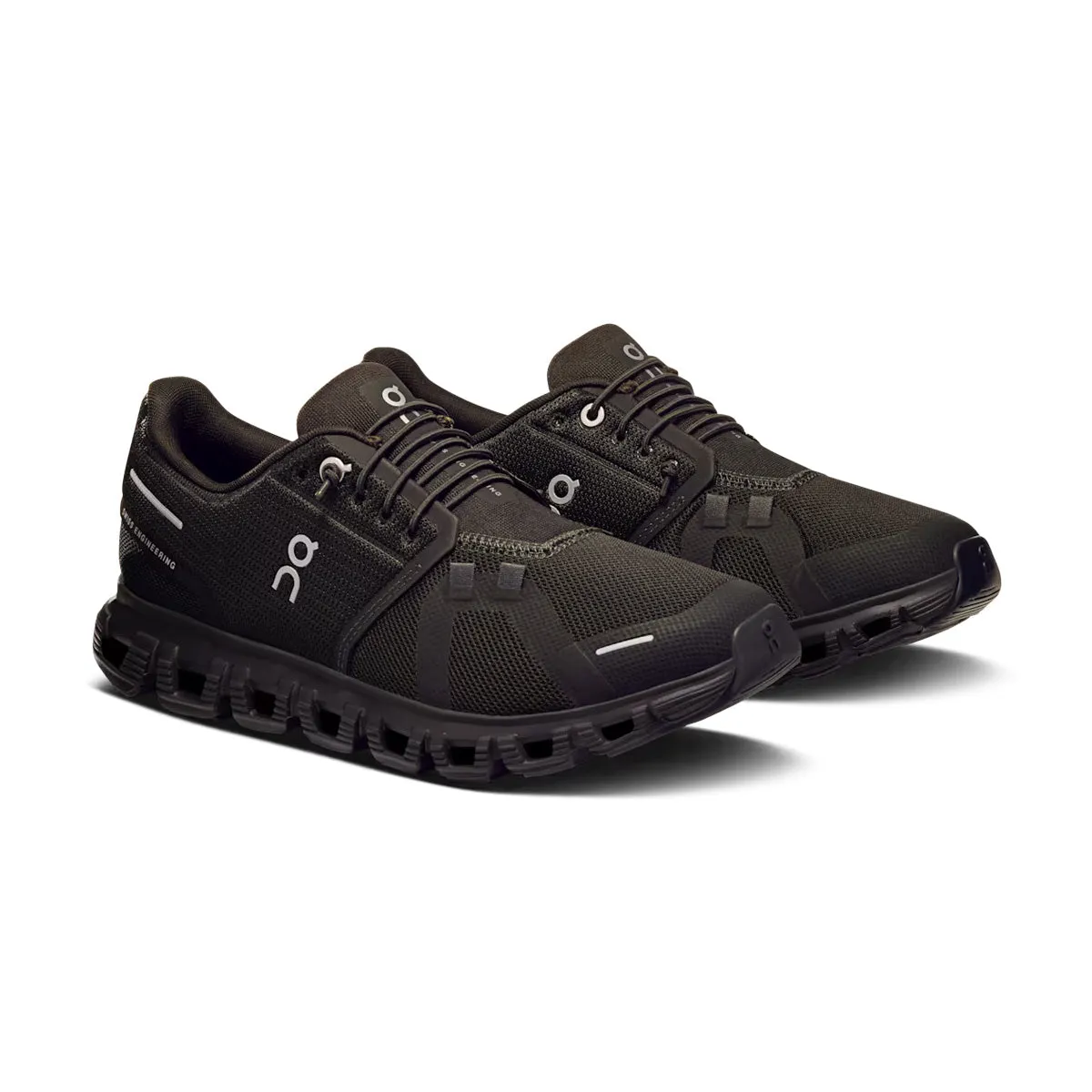 Wmns Cloud 6 'Black' dancer