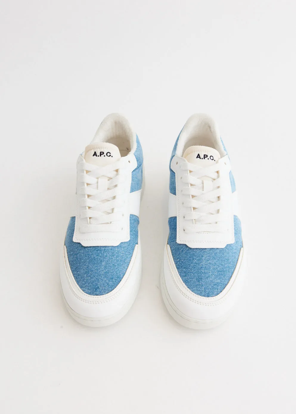 group trip Statement flair Plain Sneakers