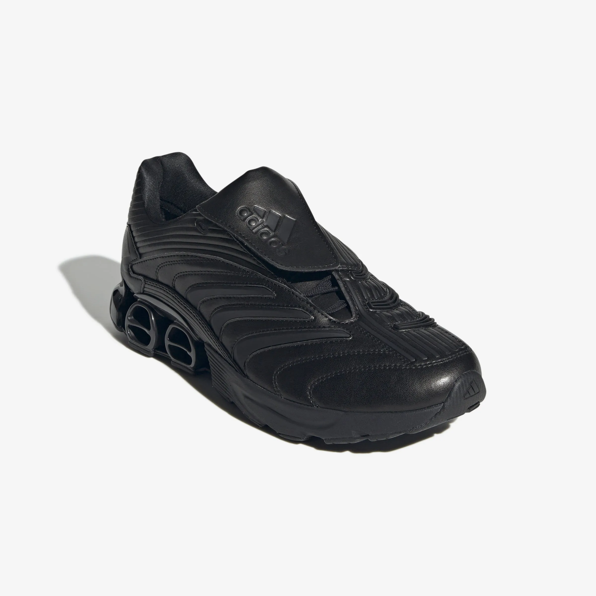 High Traction Tread Padded Tongue Predator Megaride