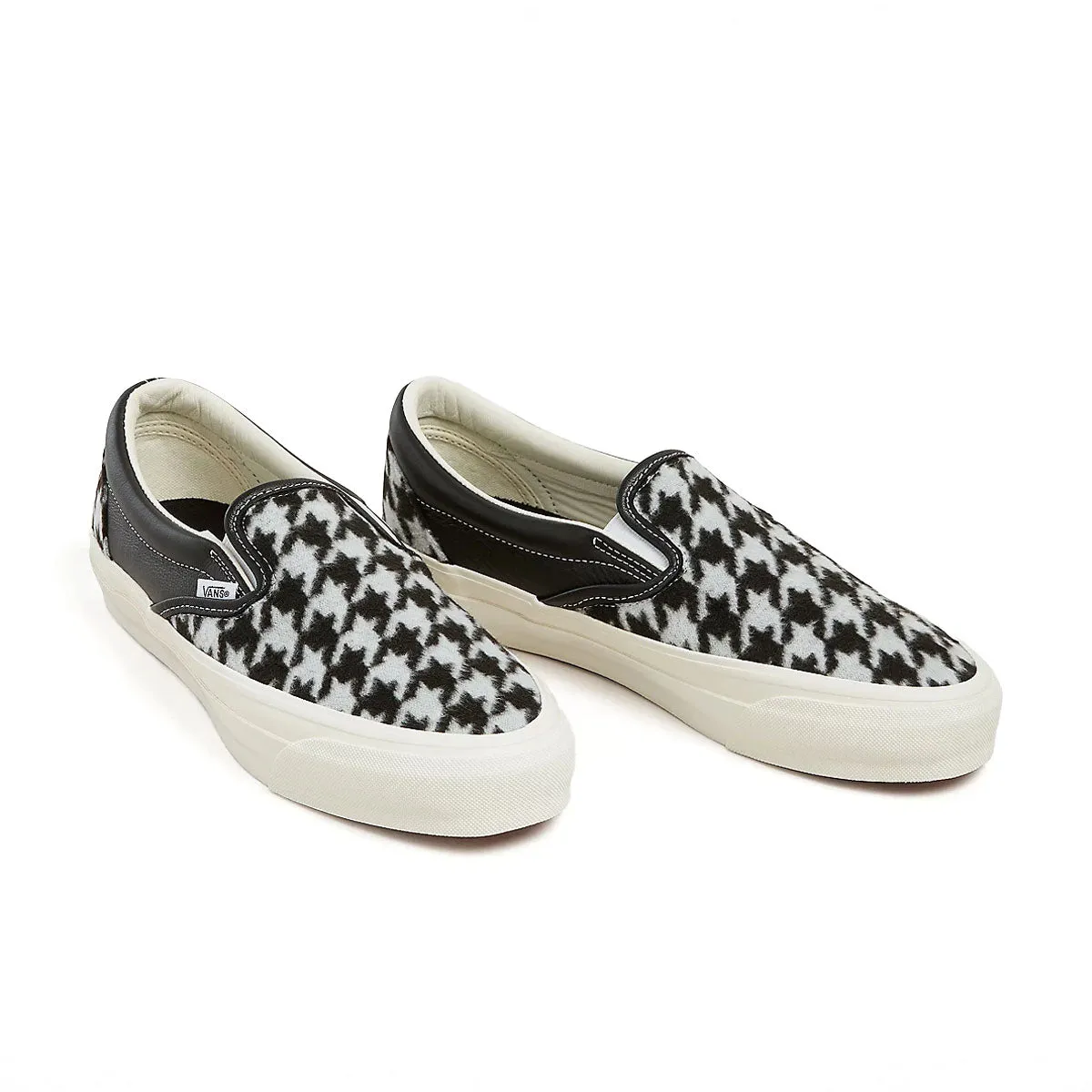Premium Slip-on 98 'Black' Leg Long Elastic laces