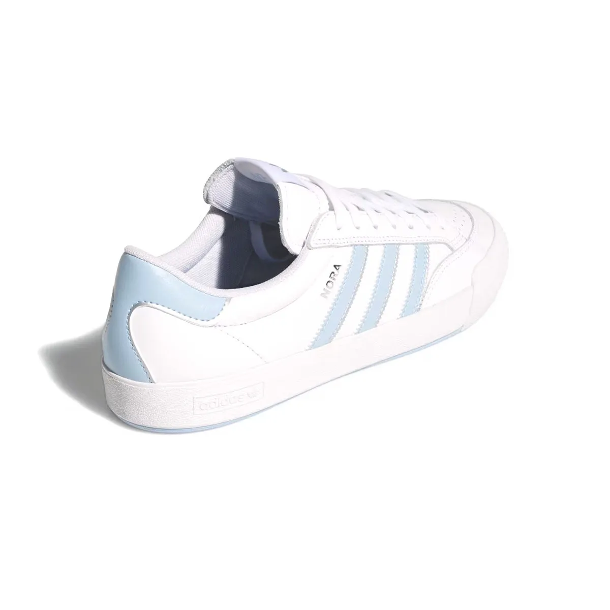 Nora 'Cloud White Clear Sky' Unbeatable cushioning