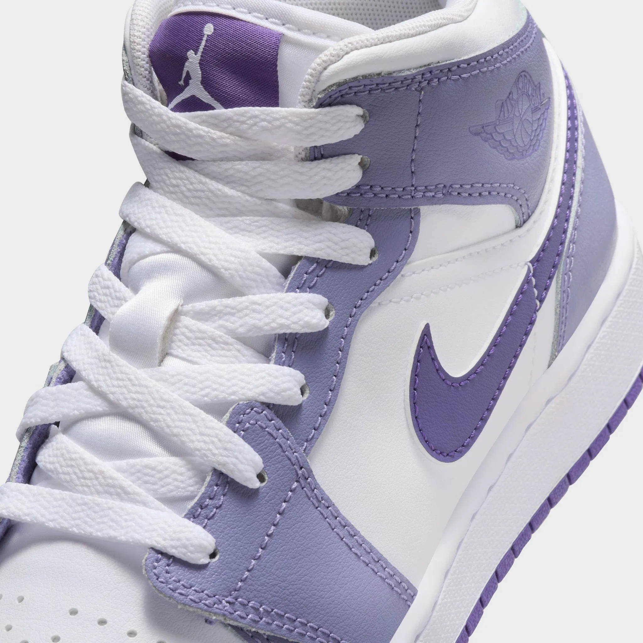 Elastic Sling Concert Mood Jordan 1 Mid GS Dusty Amethyst / Court Purple - White
