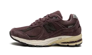 seasonal running shoes 2002R "Dark Grape"
